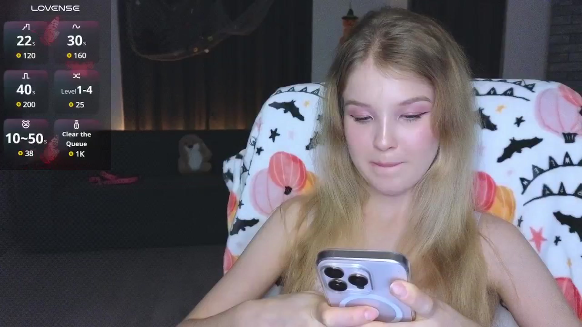 Gallery image thumbnail from Emiliya_Cute's myfreecams stream on, 11/03/2024, 15:47 image 9 of 20