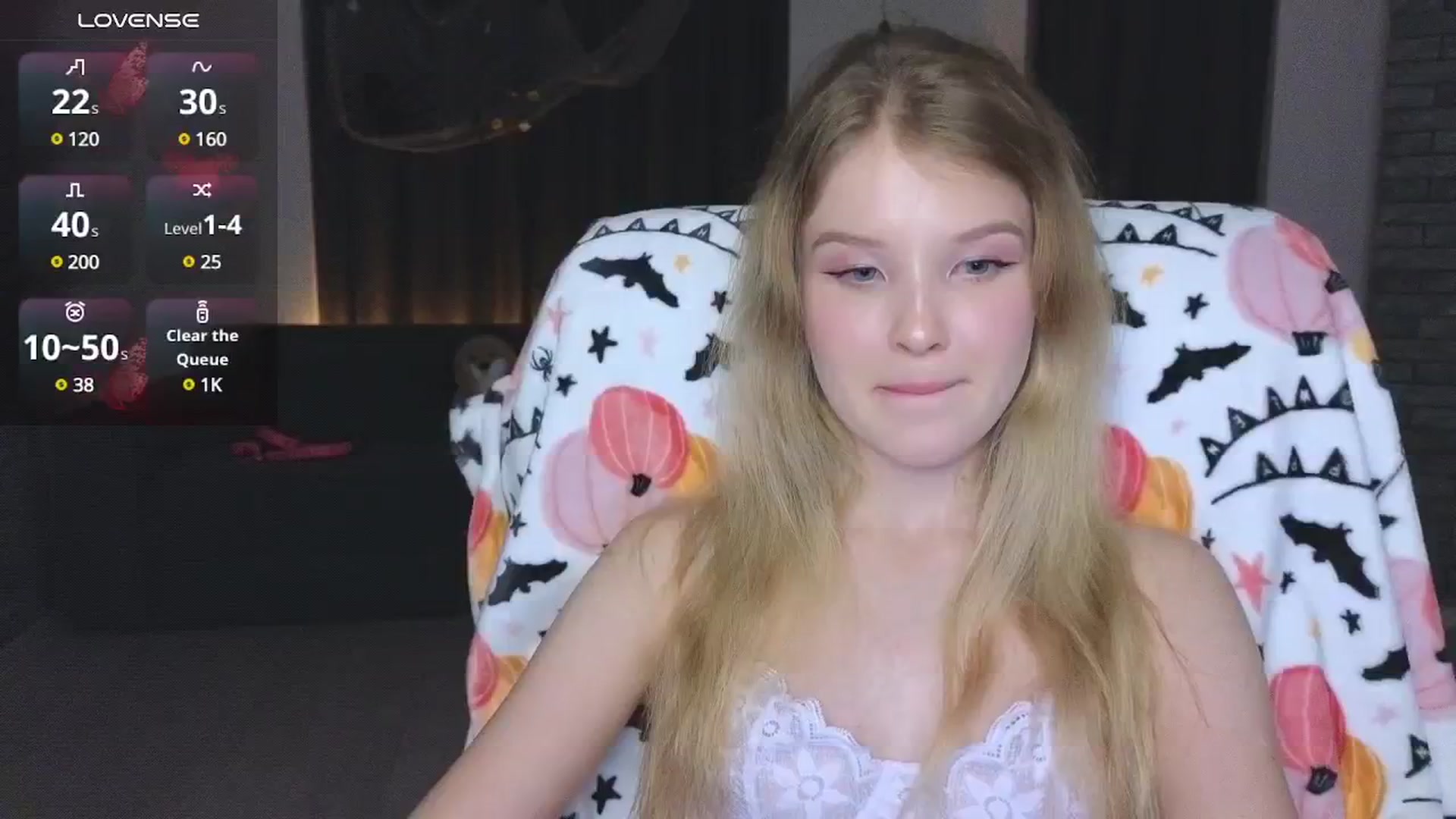 Gallery image thumbnail from Emiliya_Cute's myfreecams stream on, 11/03/2024, 15:47 image 12 of 20