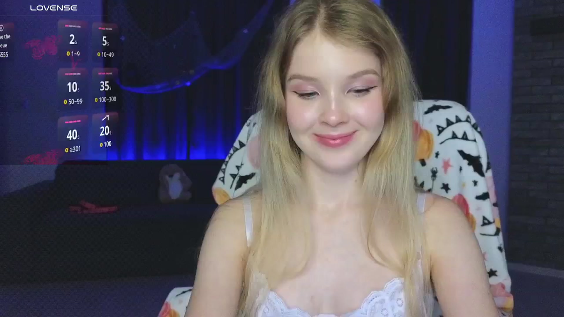 Gallery image thumbnail from Emiliya_Cute's myfreecams stream on, 11/03/2024, 18:12 image 15 of 20