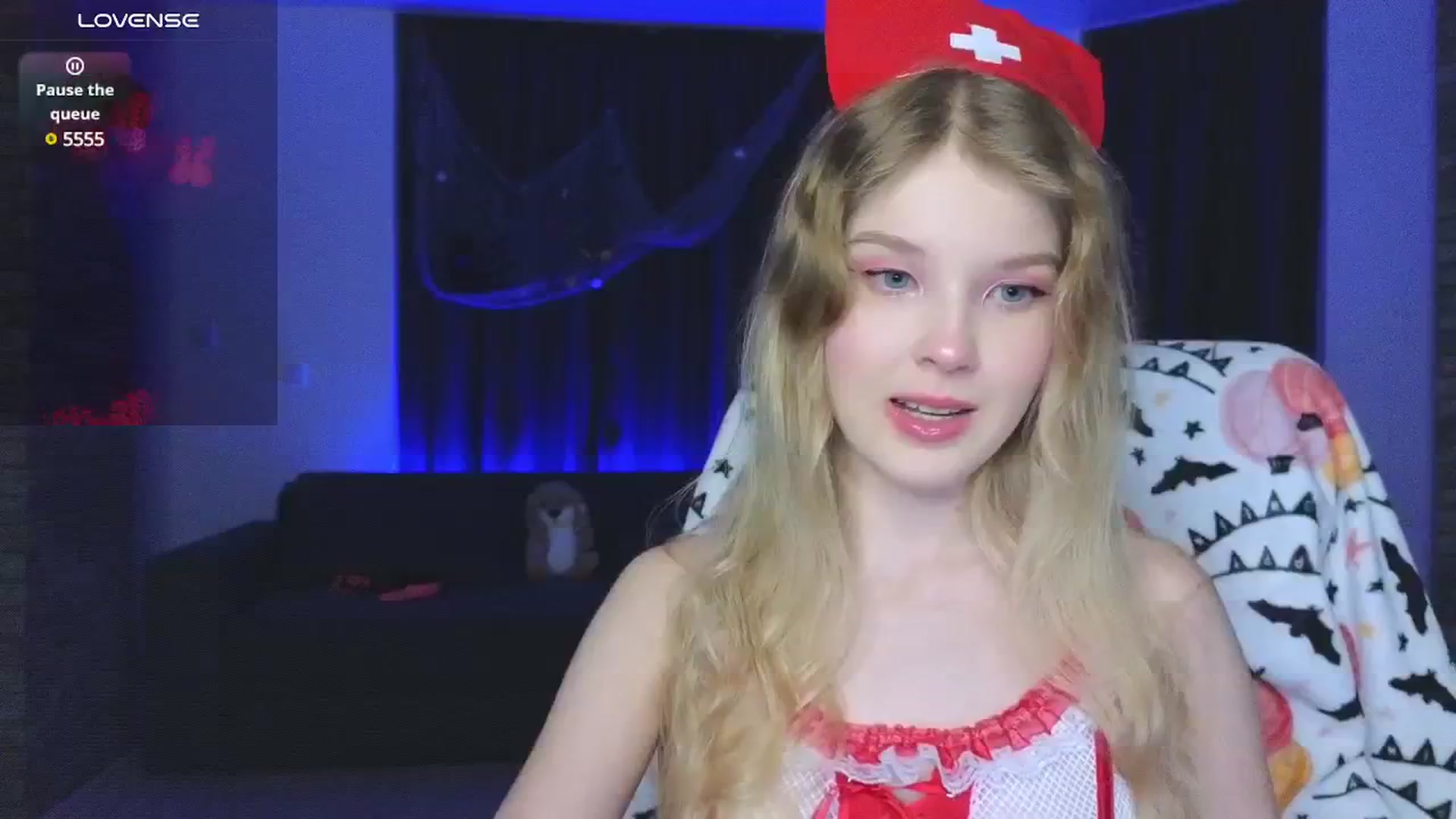Gallery image thumbnail from Emiliya_Cute's myfreecams stream on, 11/06/2024, 18:29 image 3 of 20