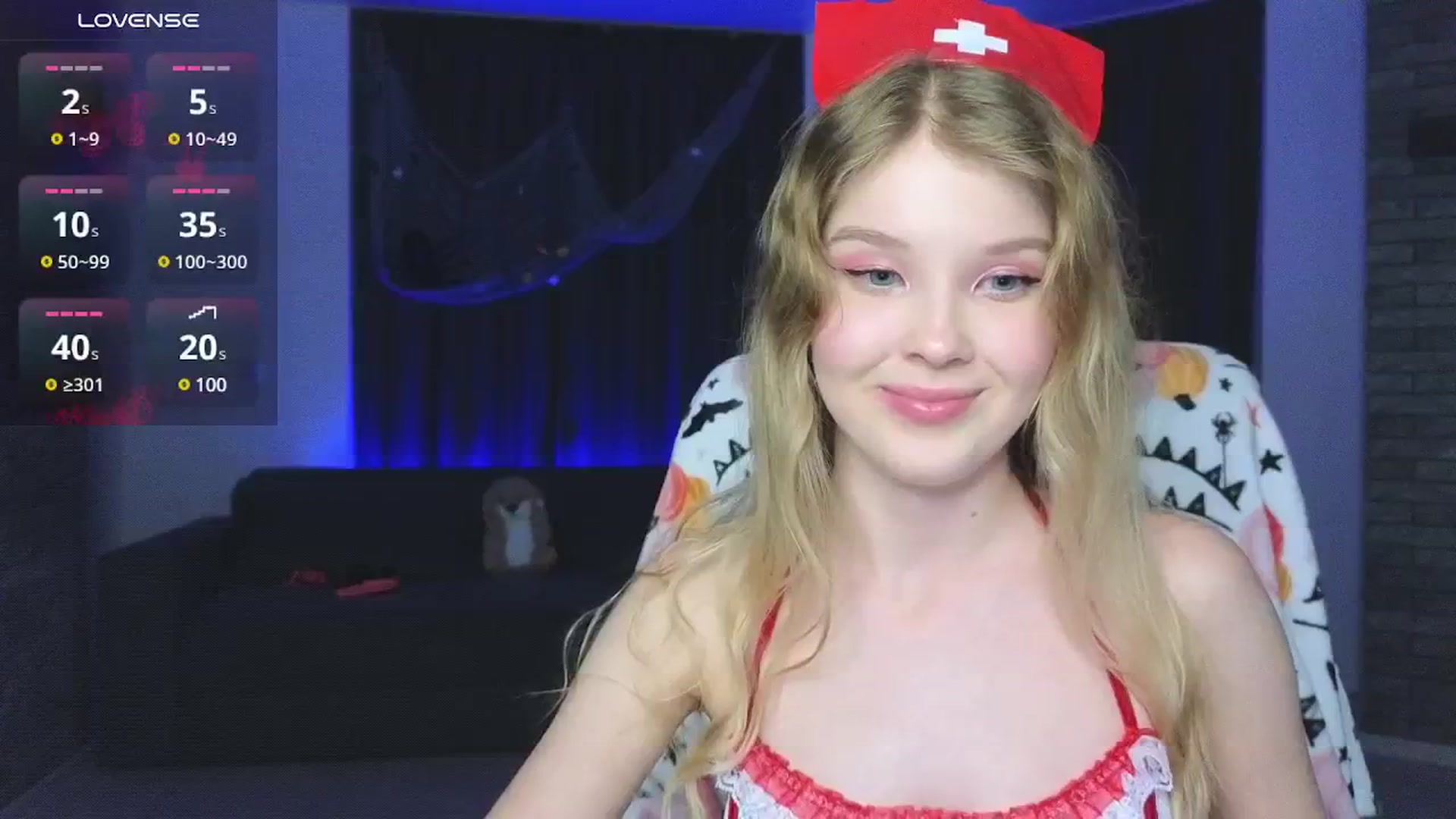 Gallery image thumbnail from Emiliya_Cute's myfreecams stream on, 11/06/2024, 19:29 image 2 of 20