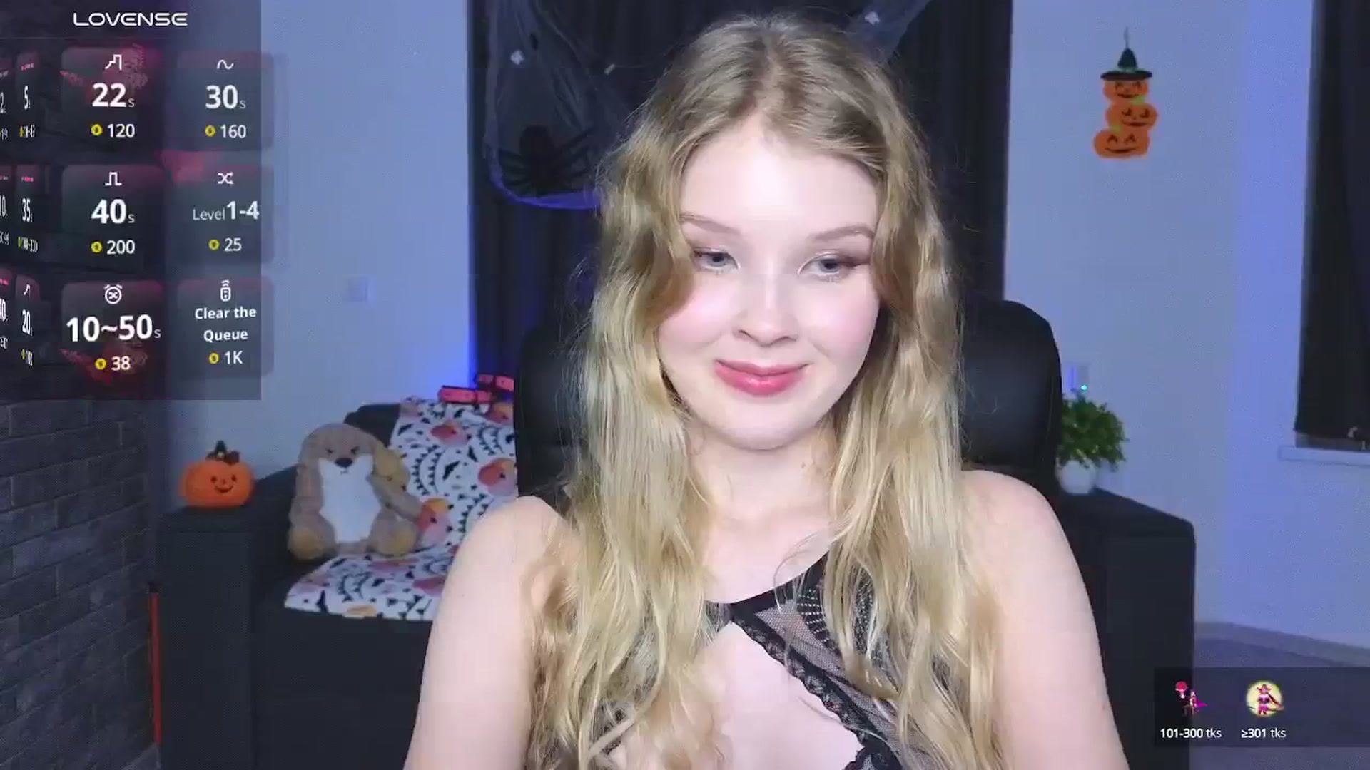 Gallery image thumbnail from Emiliya_Cute's myfreecams stream on, 11/10/2024, 19:33 image 7 of 20