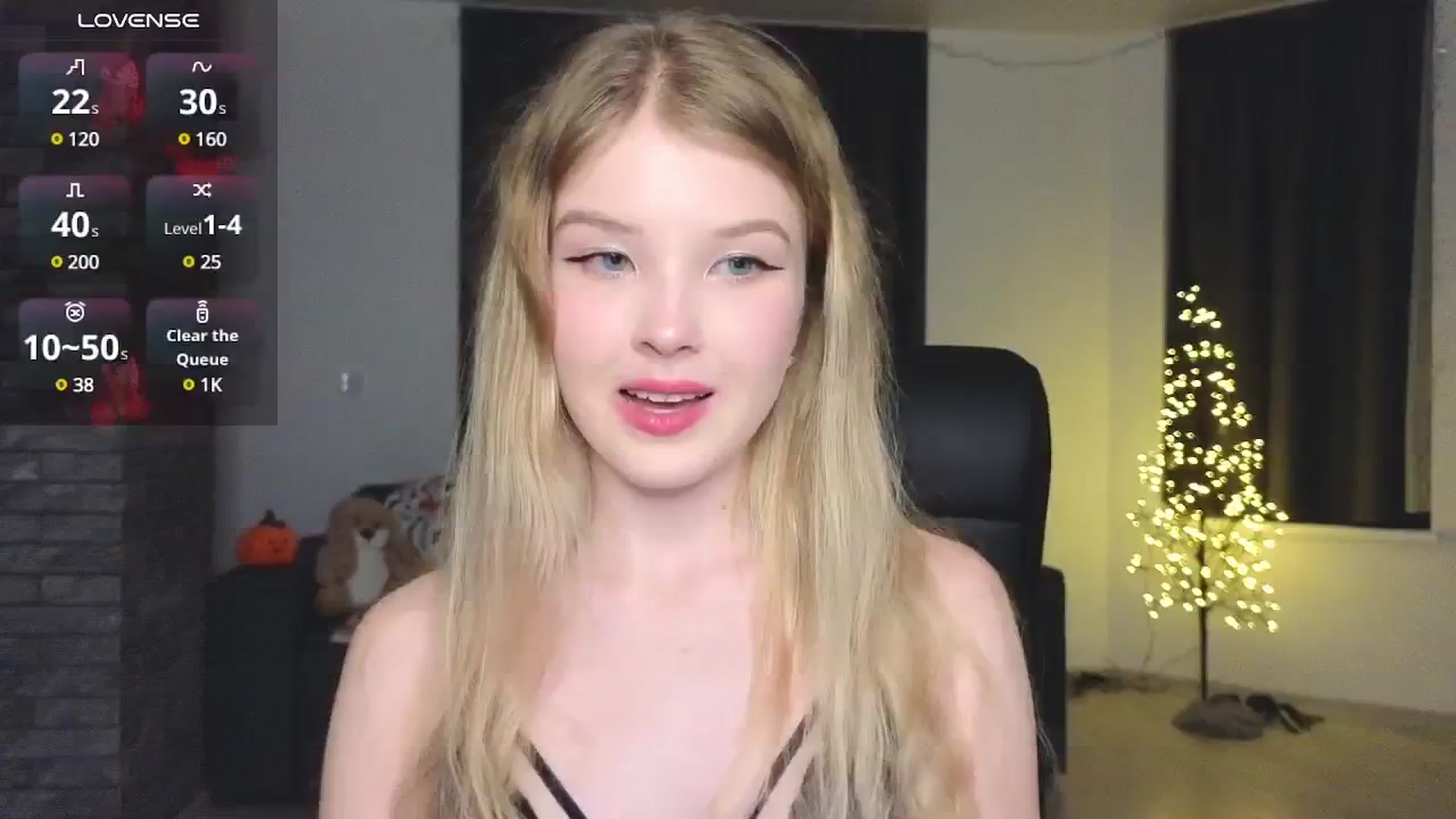 Gallery image thumbnail from Emiliya_Cute's myfreecams stream on, 11/16/2024, 15:29 image 10 of 20