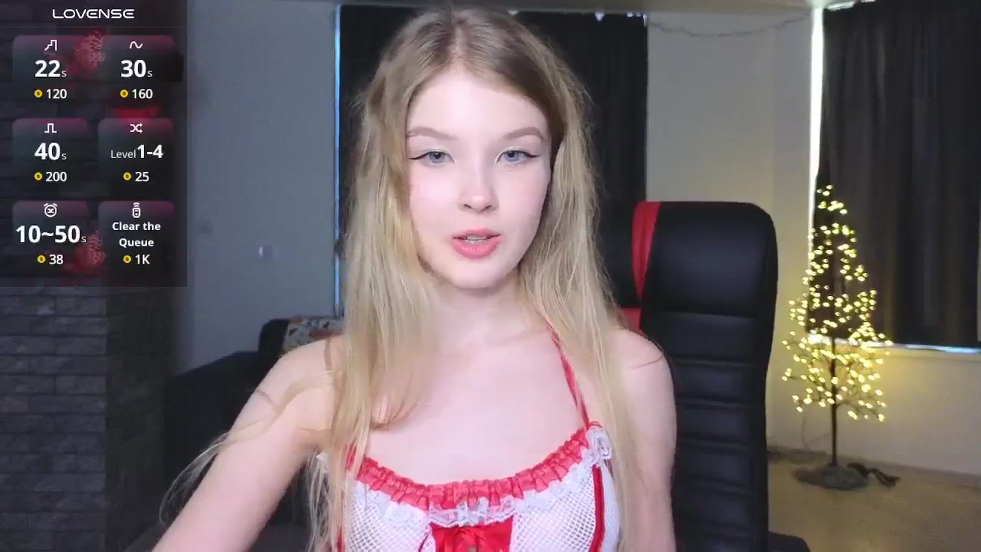 Gallery image thumbnail from Emiliya_Cute's myfreecams stream on, 11/17/2024, 13:26 image 16 of 20