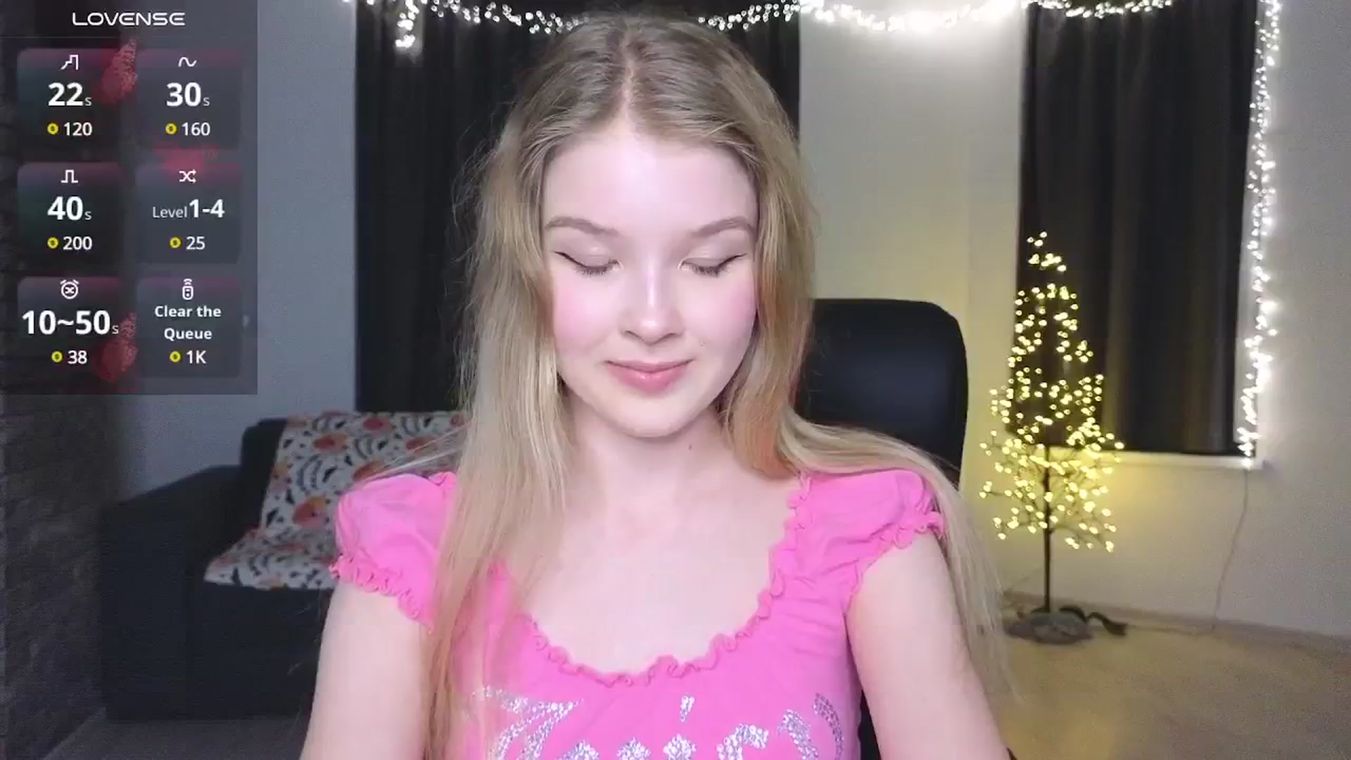 Gallery image thumbnail from Emiliya_Cute's myfreecams stream on, 11/18/2024, 17:39 image 14 of 20