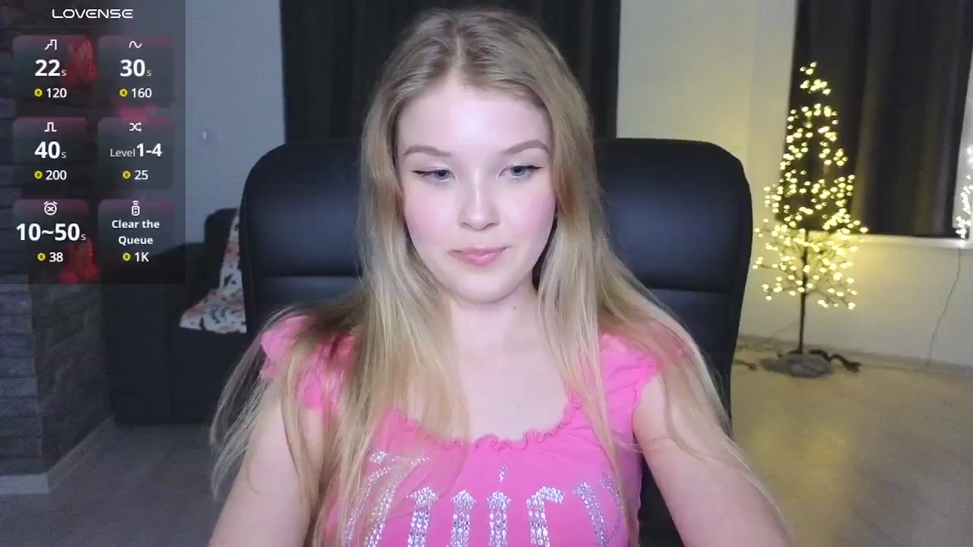 Gallery image thumbnail from Emiliya_Cute's myfreecams stream on, 11/18/2024, 18:55 image 1 of 20