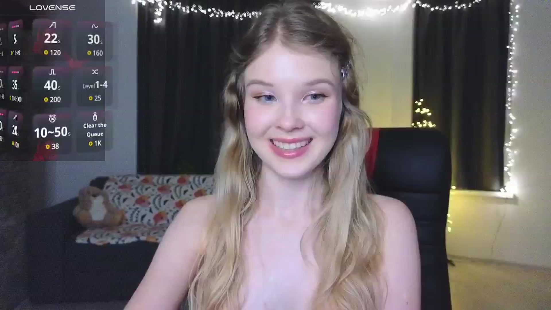 Gallery image thumbnail from Emiliya_Cute's myfreecams stream on, 11/23/2024, 19:30 image 16 of 20