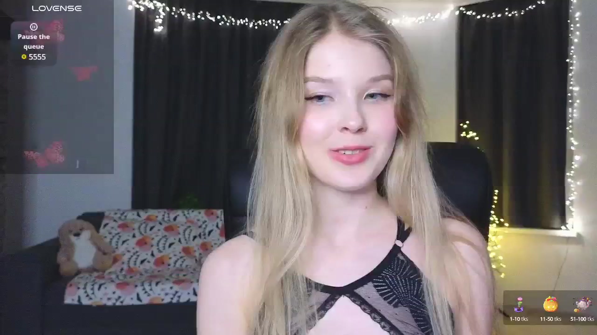 Gallery image thumbnail from Emiliya_Cute's myfreecams stream on, 11/24/2024, 19:22 image 1 of 20