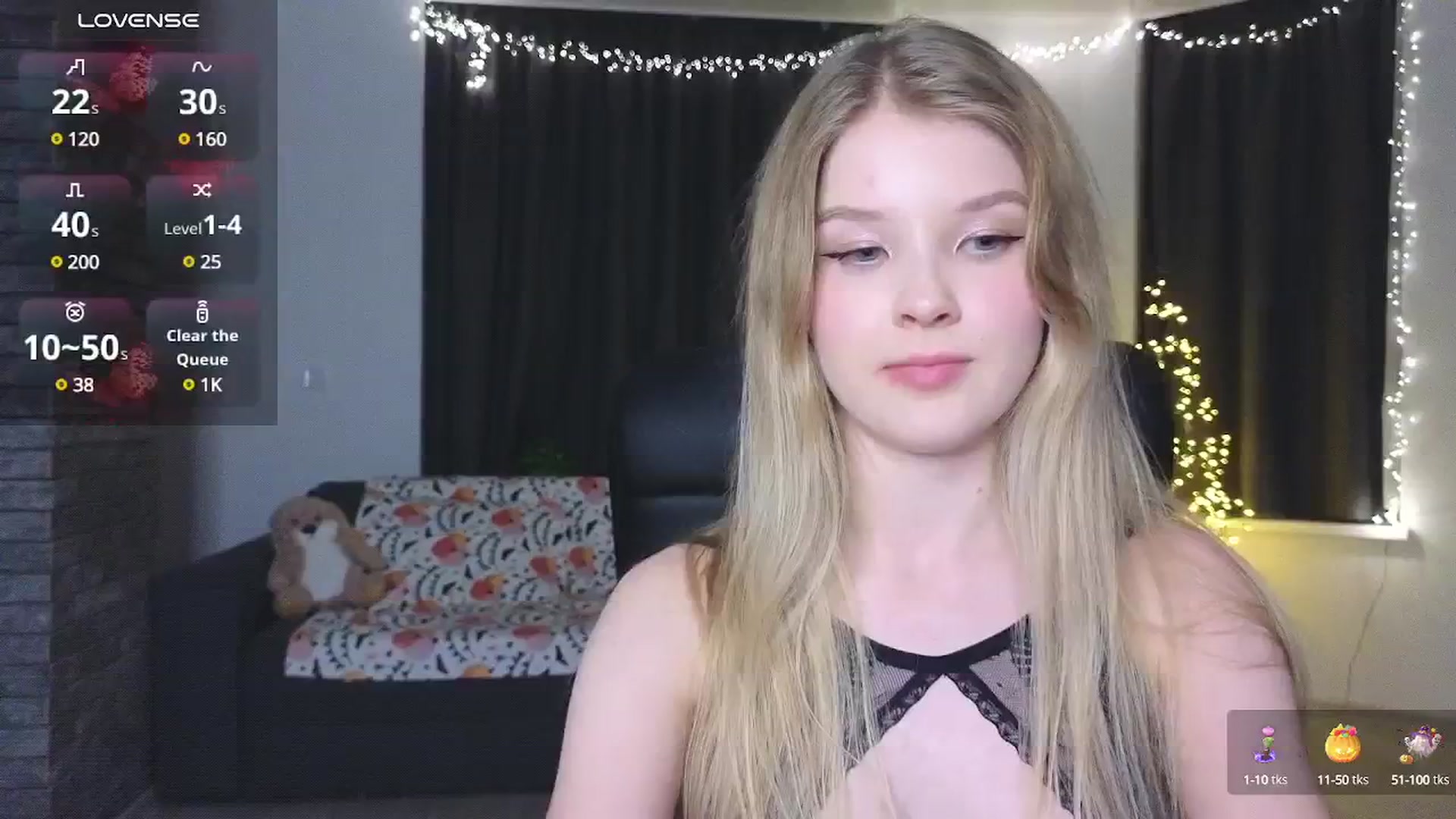 Gallery image thumbnail from Emiliya_Cute's myfreecams stream on, 11/24/2024, 20:27 image 9 of 20