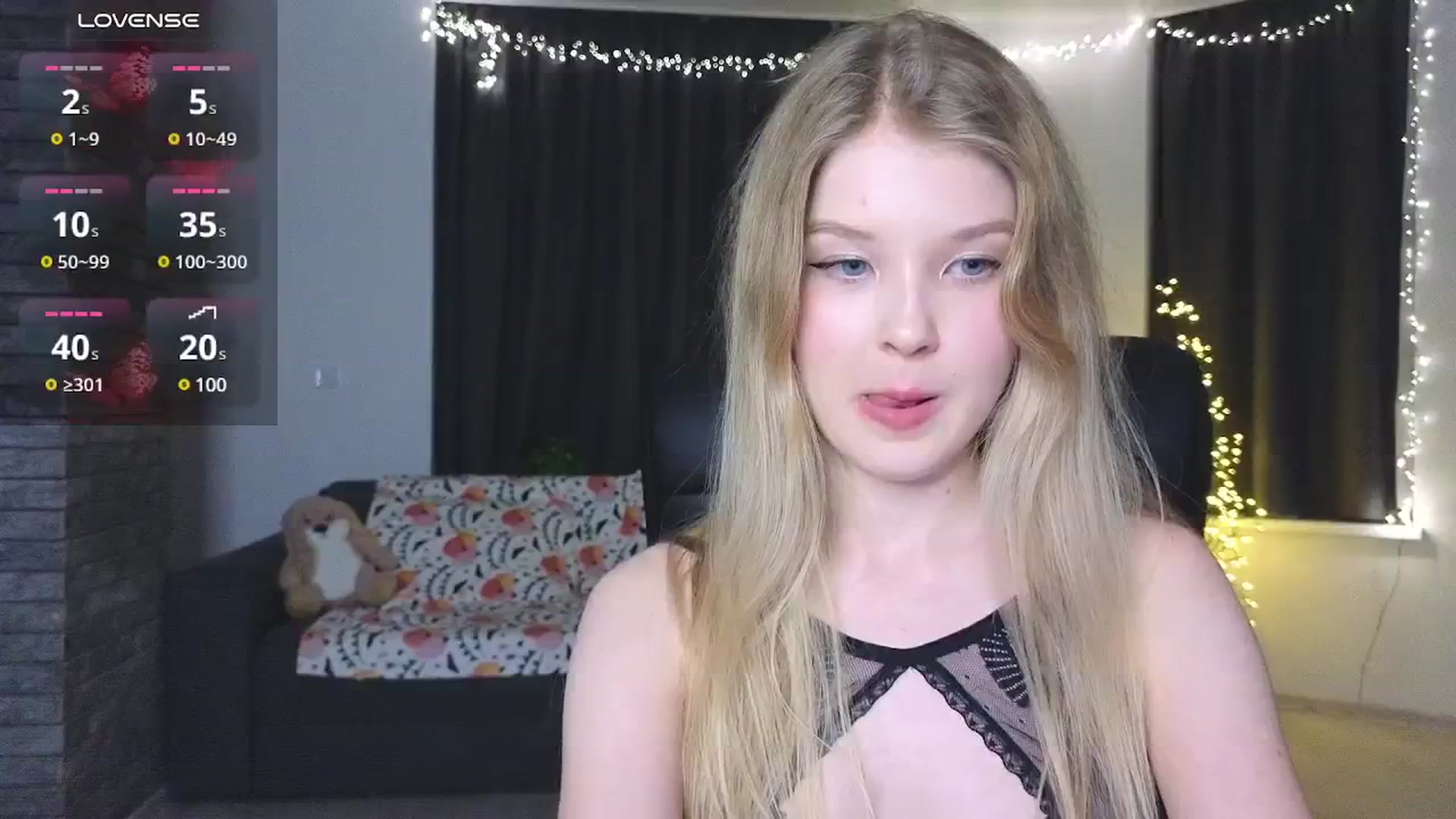 Gallery image thumbnail from Emiliya_Cute's myfreecams stream on, 11/24/2024, 20:27 image 7 of 20