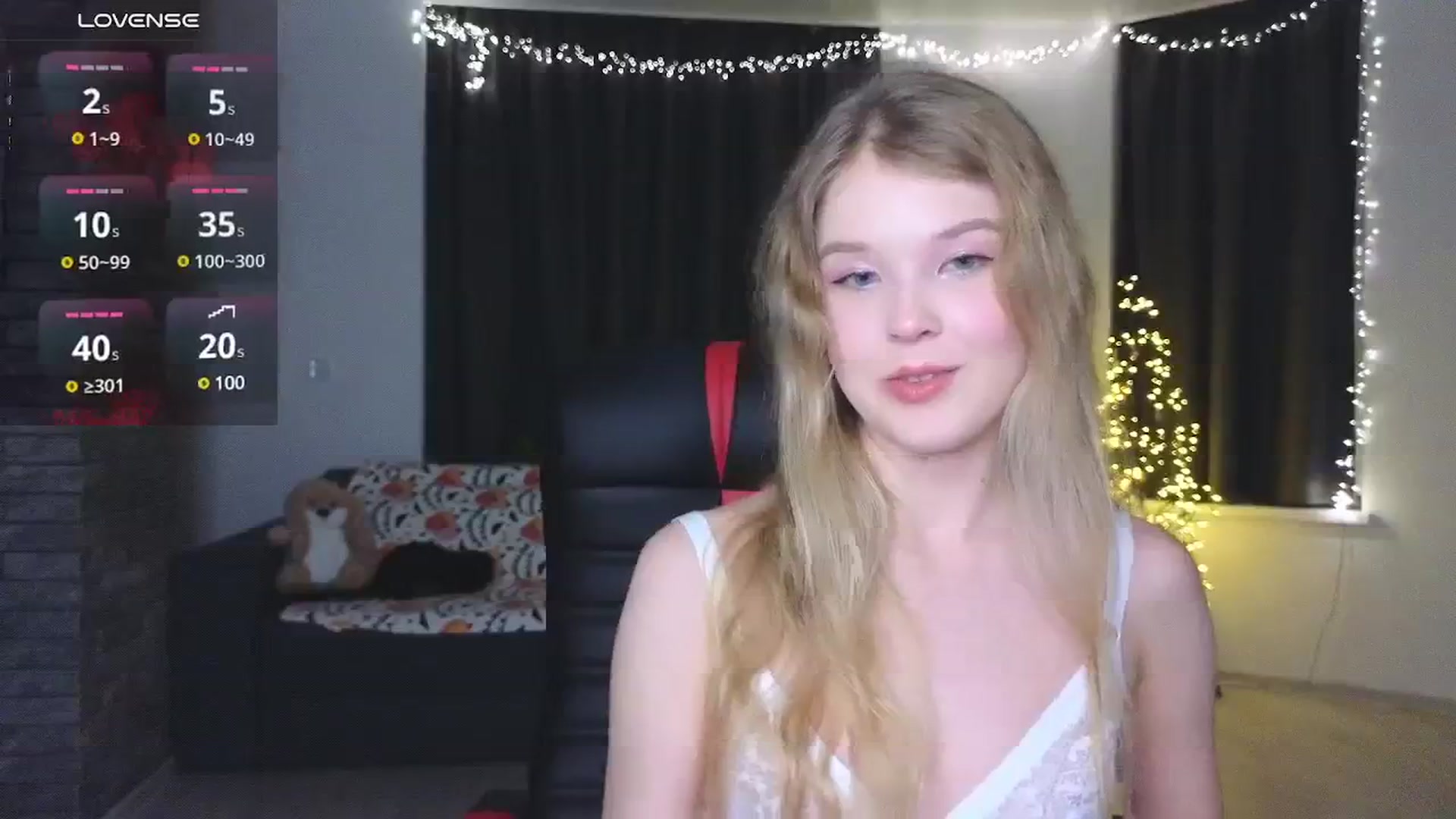 Gallery image thumbnail from Emiliya_Cute's myfreecams stream on, 12/01/2024, 17:51 image 4 of 20