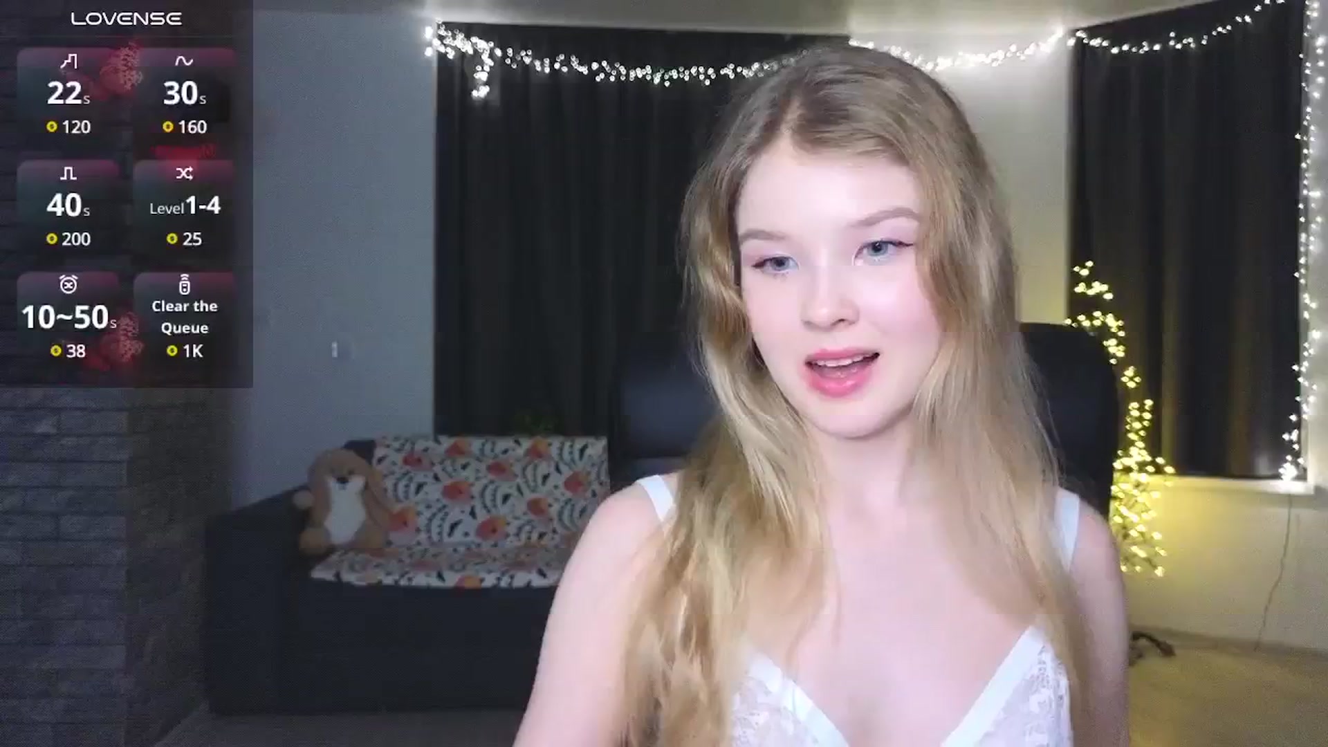 Gallery image thumbnail from Emiliya_Cute's myfreecams stream on, 12/01/2024, 19:13 image 2 of 20