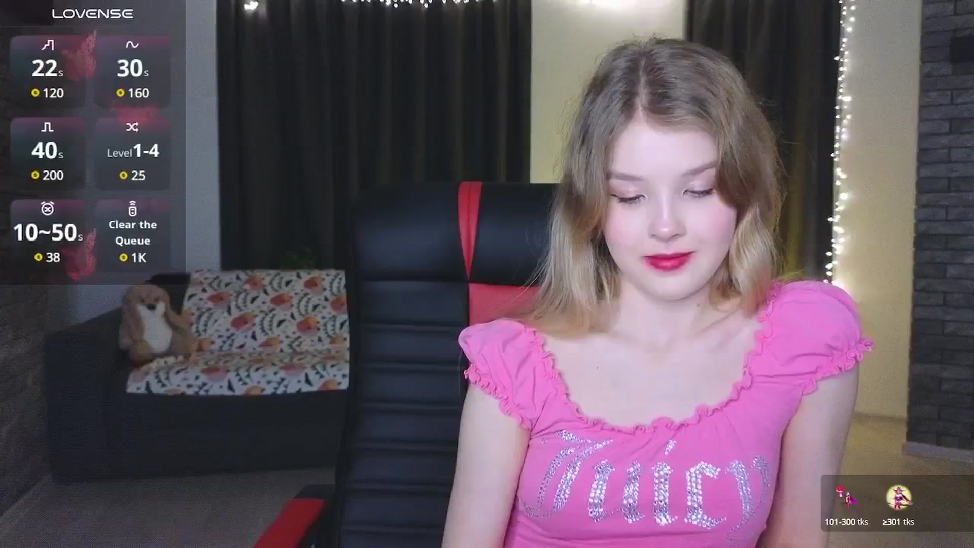 Gallery image thumbnail from Emiliya_Cute's myfreecams stream on, 12/07/2024, 19:23 image 14 of 20