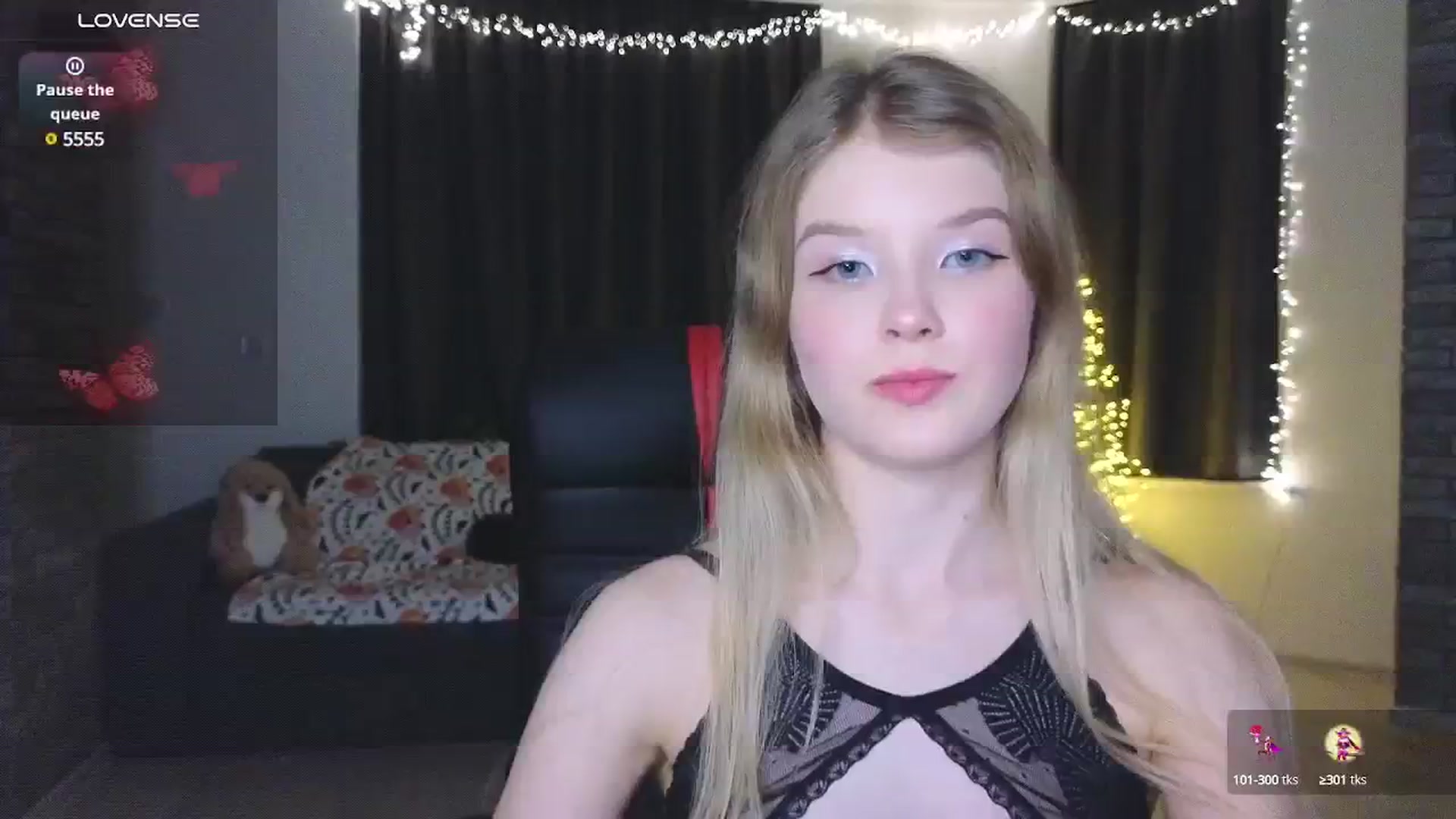 Gallery image thumbnail from Emiliya_Cute's myfreecams stream on, 12/08/2024, 17:42 image 4 of 20