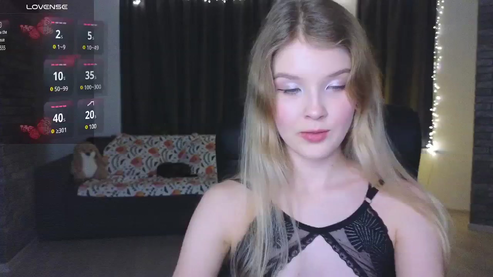 Gallery image thumbnail from Emiliya_Cute's myfreecams stream on, 12/08/2024, 17:42 image 16 of 20