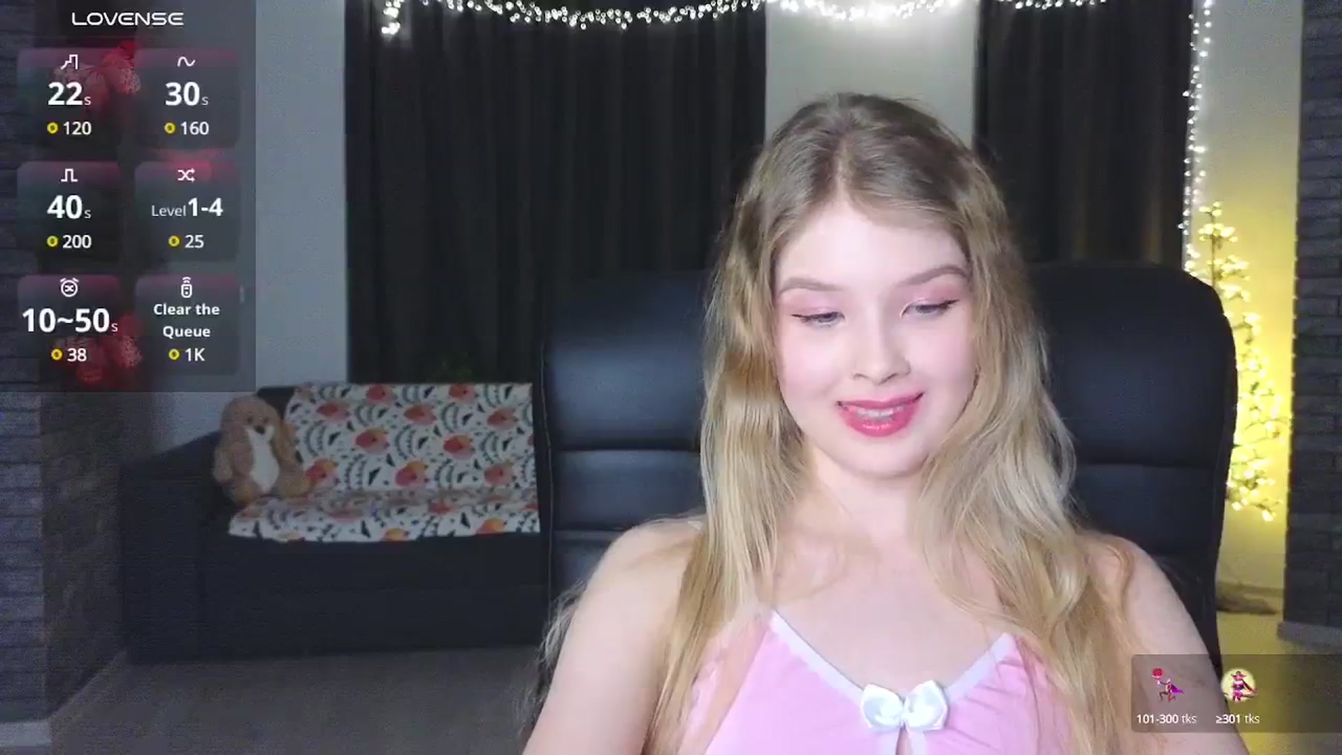 Gallery image thumbnail from Emiliya_Cute's myfreecams stream on, 12/11/2024, 18:49 image 15 of 20