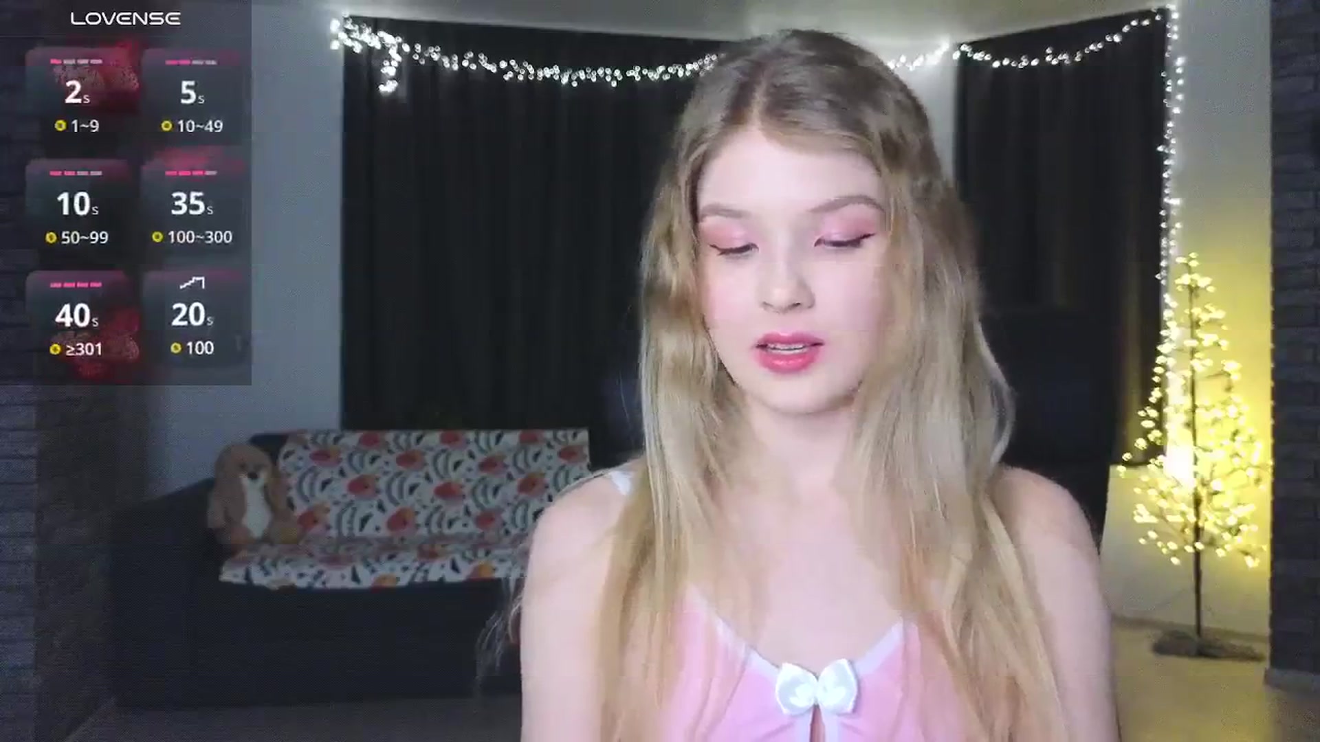 Gallery image thumbnail from Emiliya_Cute's myfreecams stream on, 12/11/2024, 18:49 image 19 of 20