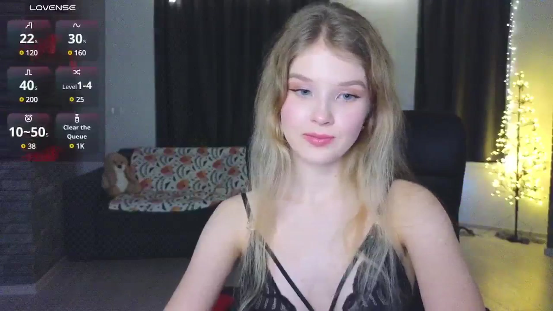 Gallery image thumbnail from Emiliya_Cute's myfreecams stream on, 12/12/2024, 17:27 image 17 of 20
