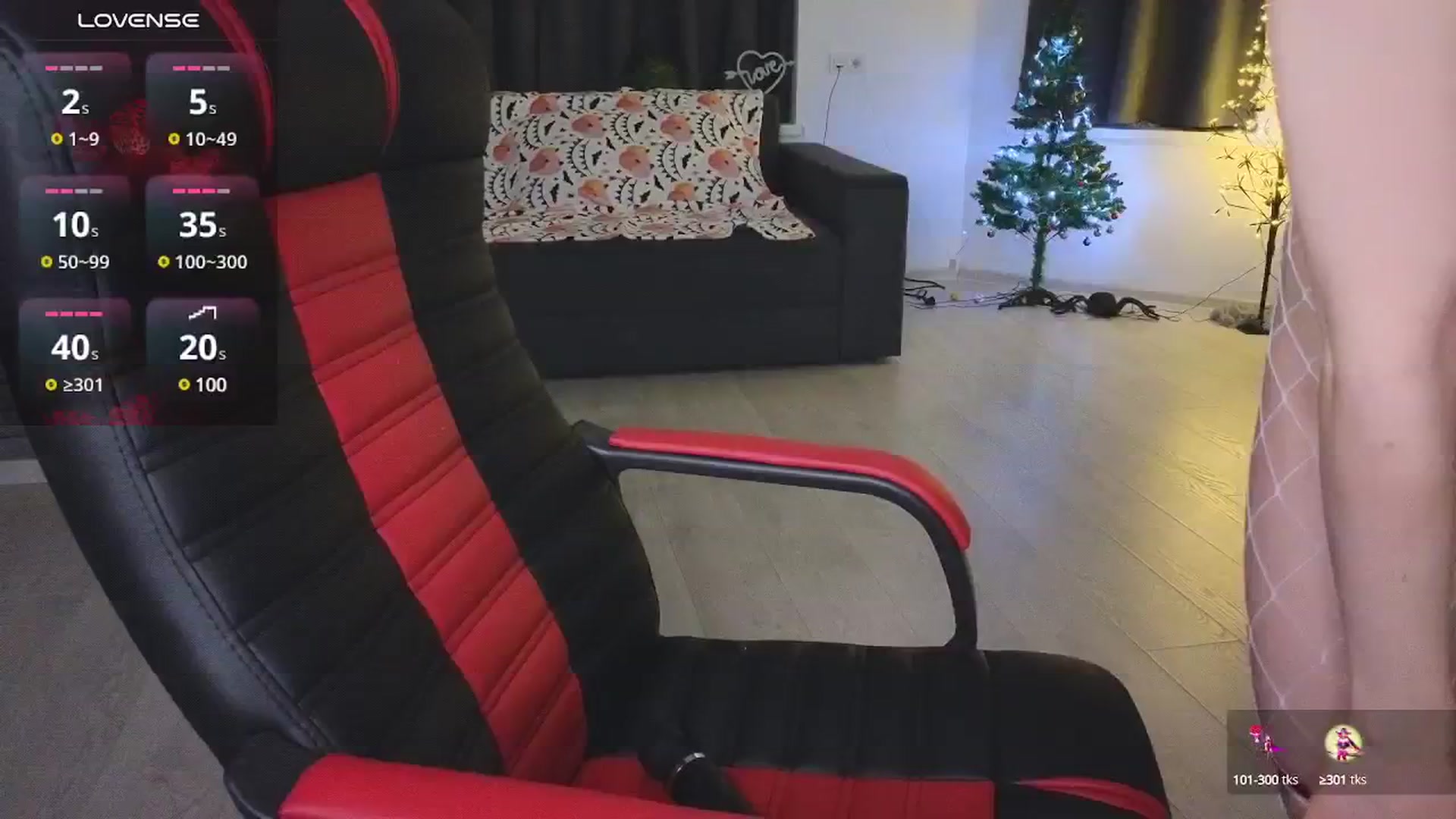 Gallery image thumbnail from Emiliya_Cute's myfreecams stream on, 12/13/2024, 17:26 image 6 of 20