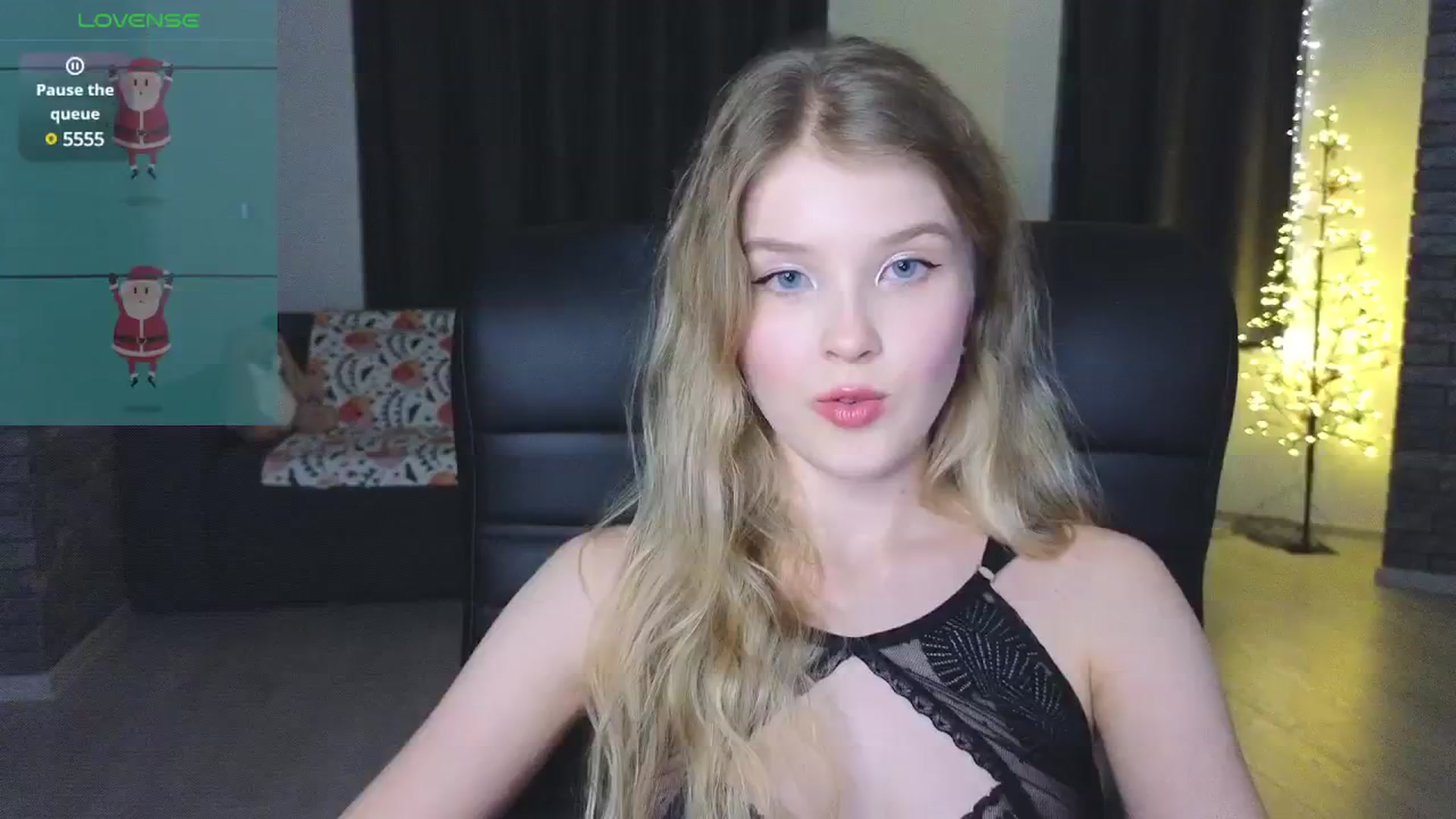 Gallery image thumbnail from Emiliya_Cute's myfreecams stream on, 12/14/2024, 17:04 image 18 of 20