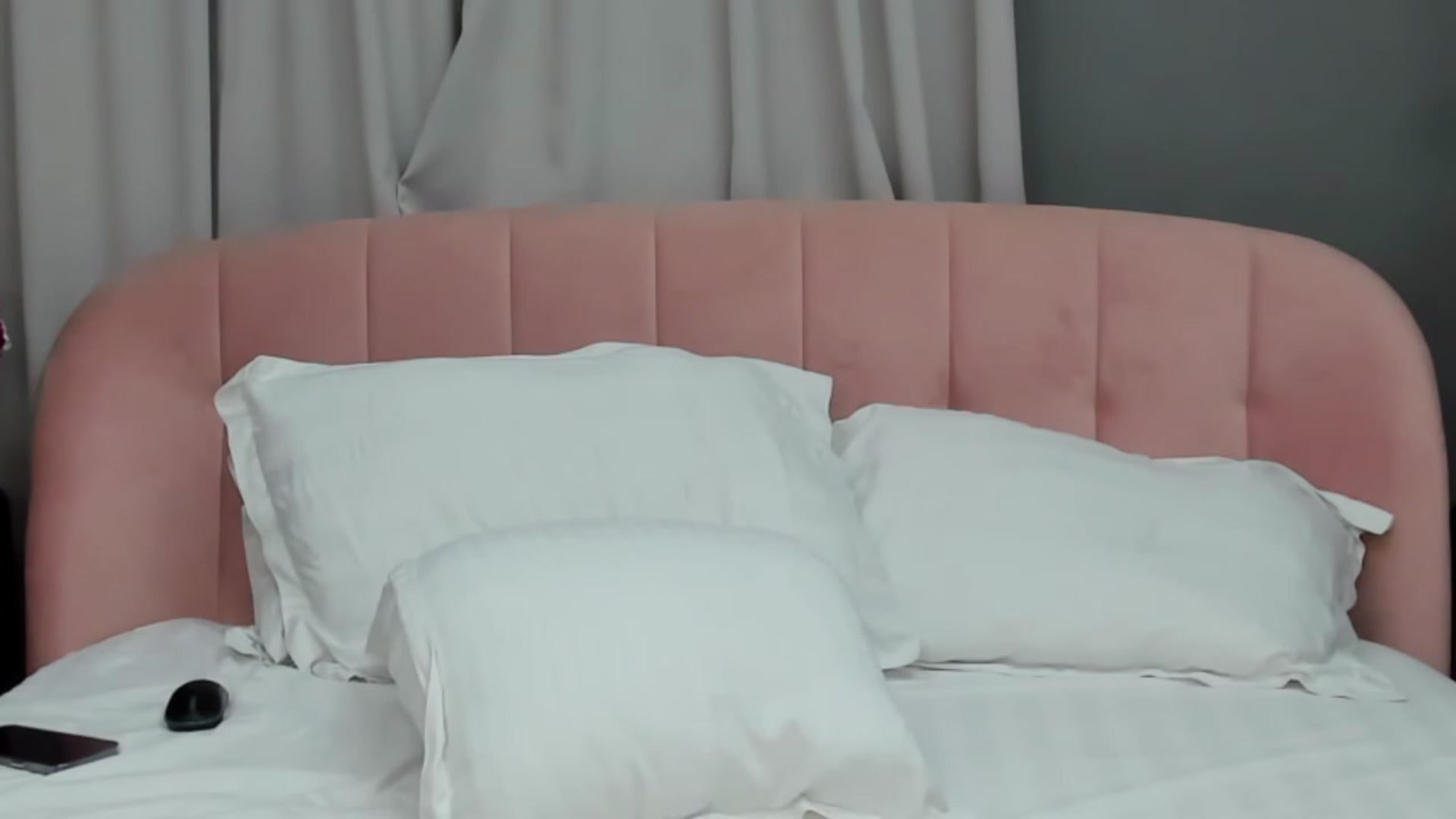 Gallery image thumbnail from EmillyBronte's myfreecams stream on, 02/27/2023, 03:14 image 13 of 20