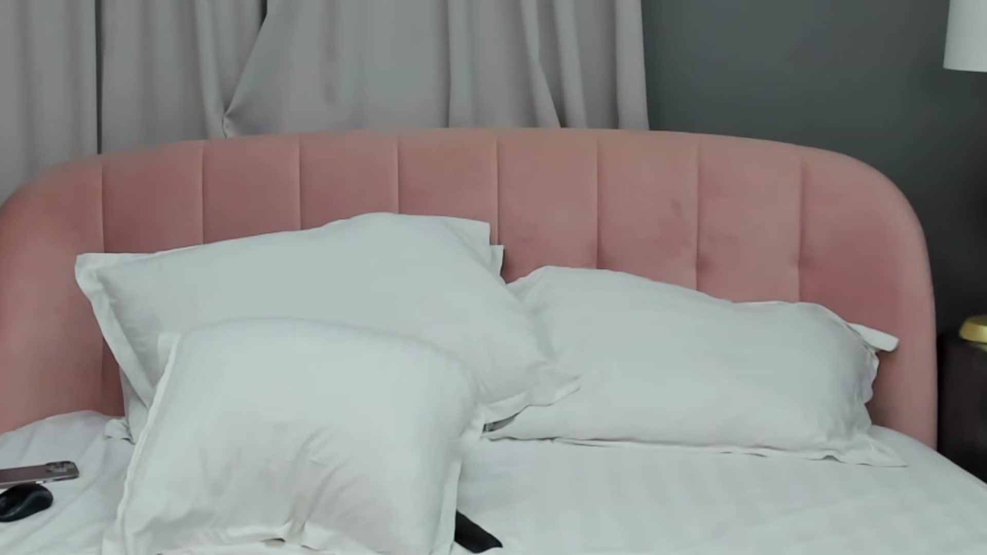 Gallery image thumbnail from EmillyBronte's myfreecams stream on, 02/27/2023, 03:14 image 20 of 20