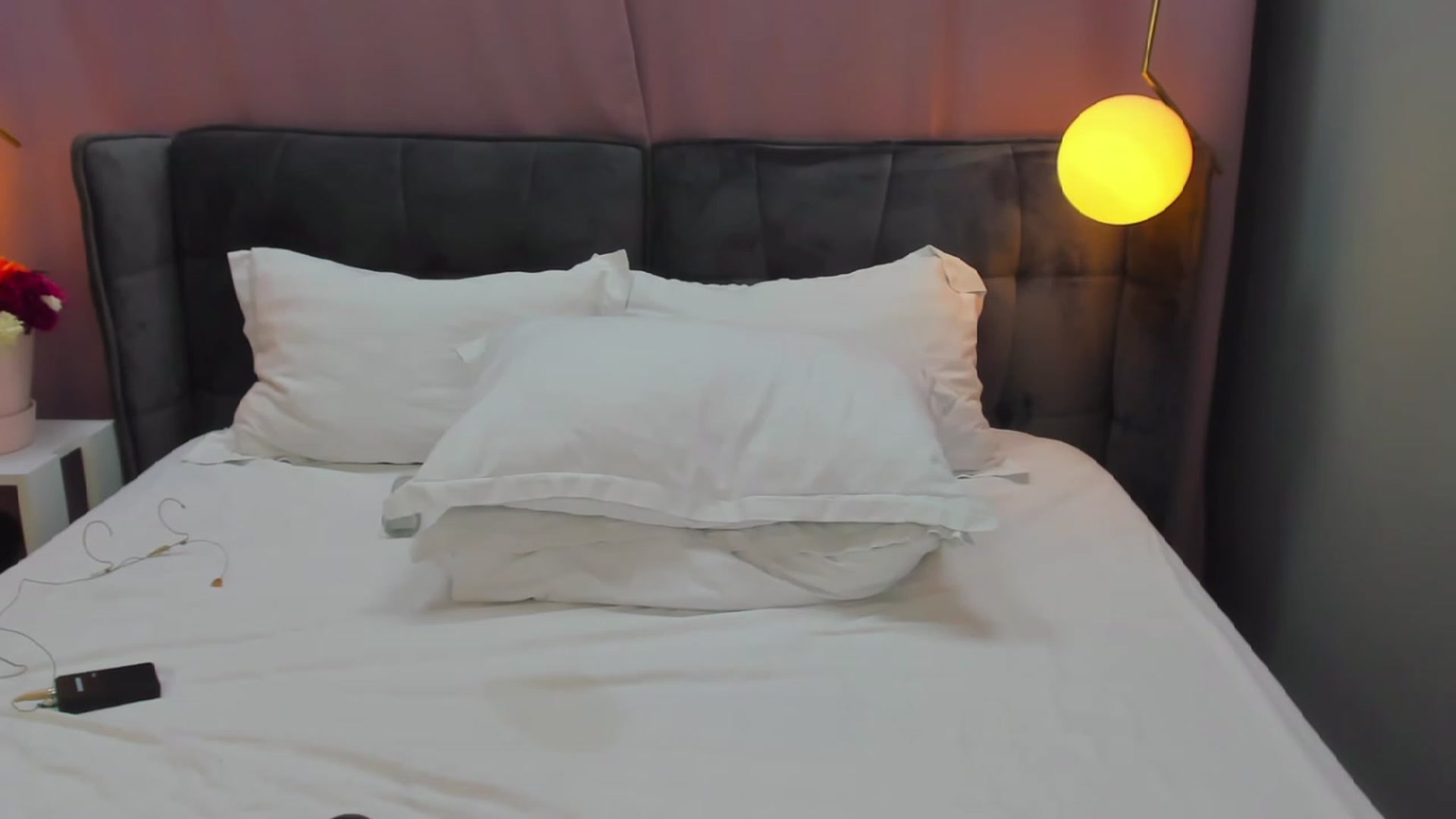 Gallery image thumbnail from EmillyBronte's myfreecams stream on, 06/04/2023, 21:33 image 17 of 20