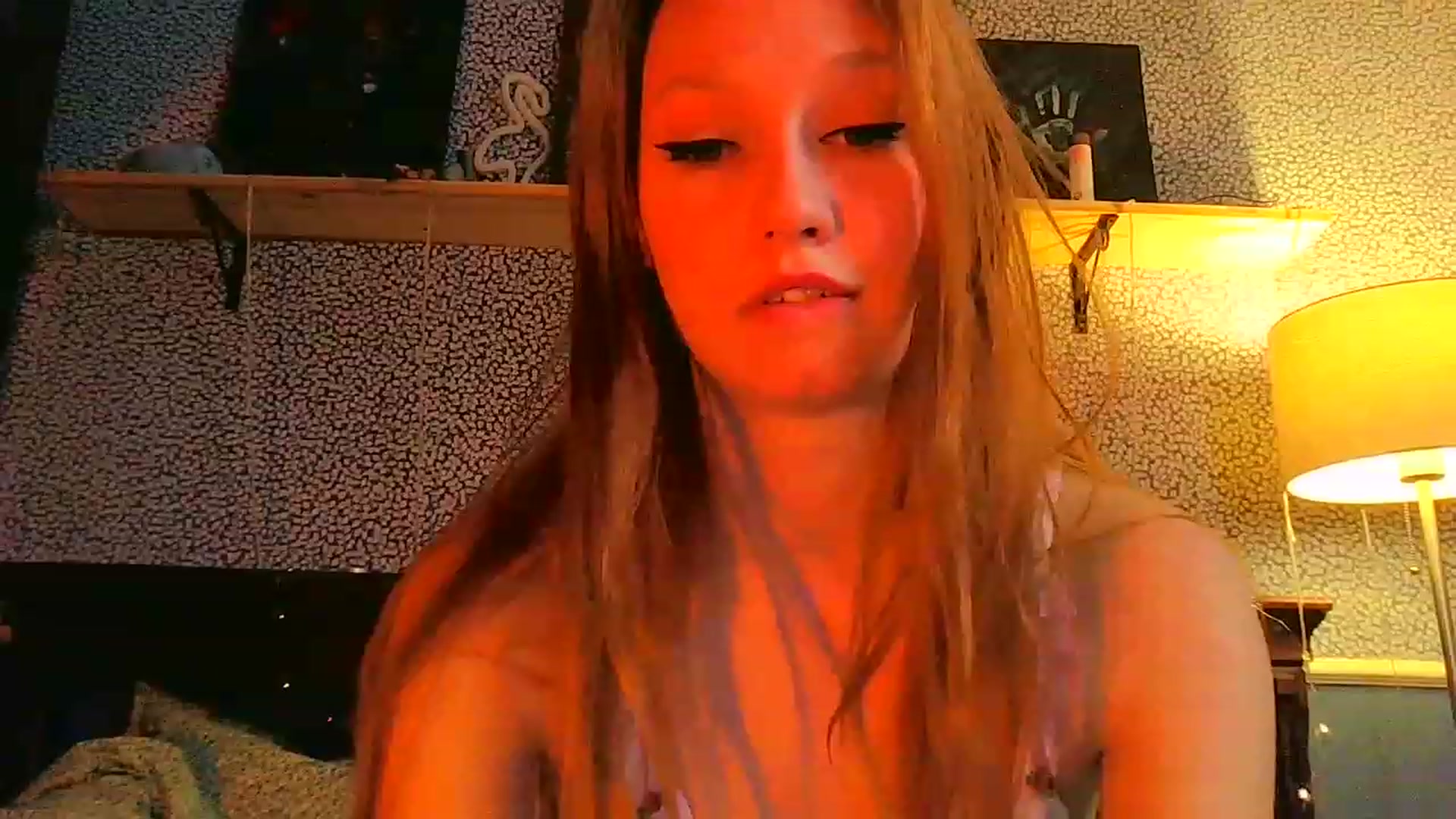 Gallery image thumbnail from EmillyGinger's myfreecams stream on, 12/03/2022, 20:55 image 5 of 20