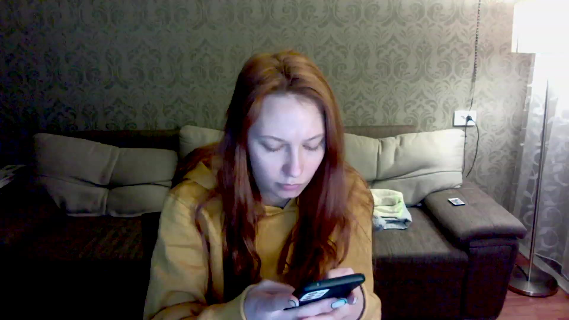 Gallery image thumbnail from EmillyGinger's myfreecams stream on, 12/09/2022, 14:38 image 5 of 20
