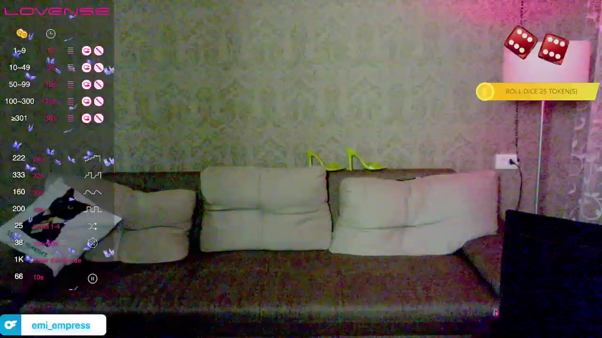 Gallery image thumbnail from EmillyGinger's myfreecams stream on, 12/10/2022, 21:49 image 11 of 20