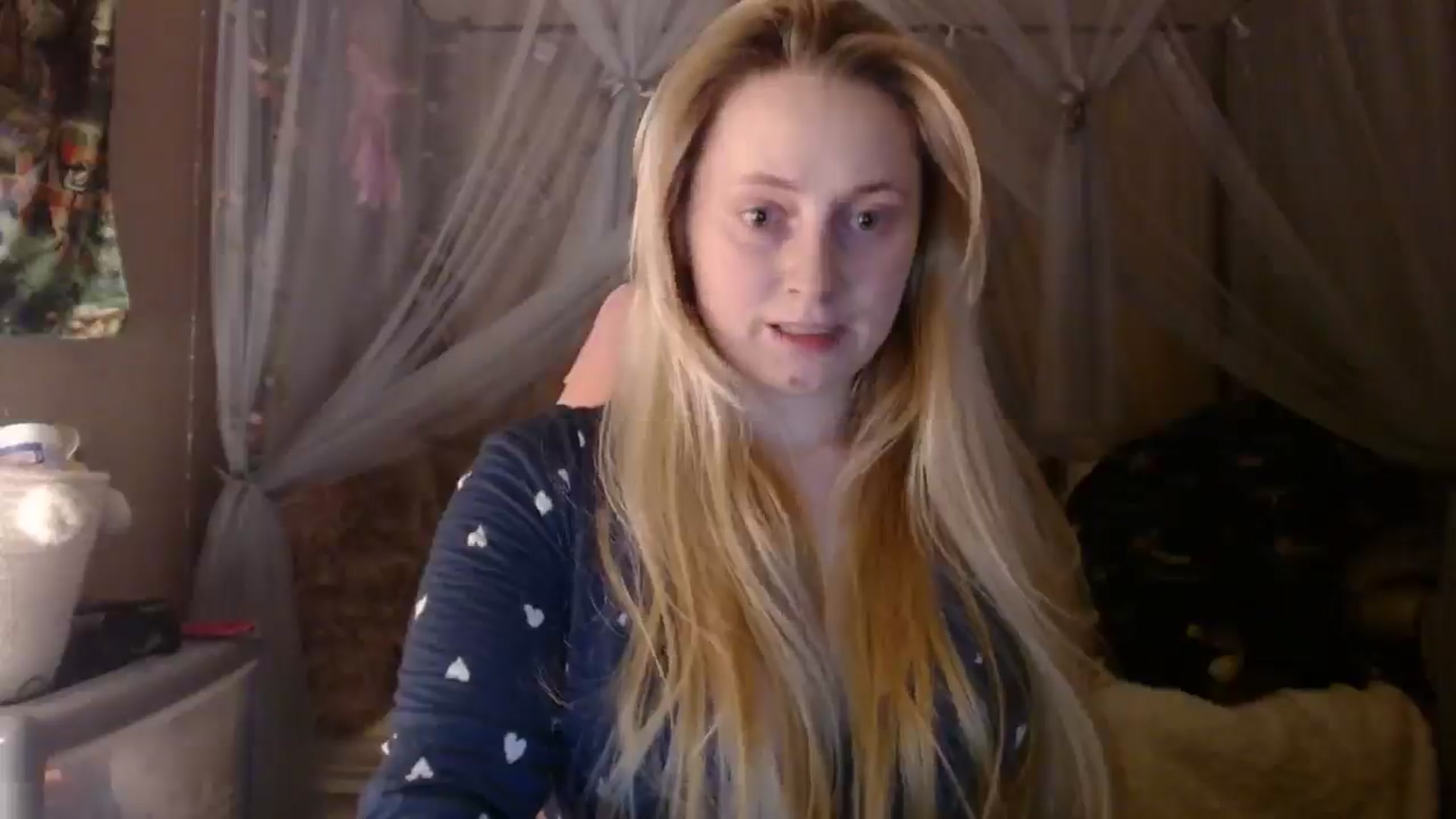 Gallery image thumbnail from EmilyAngel18's myfreecams stream on, 02/18/2025, 21:57 image 10 of 20