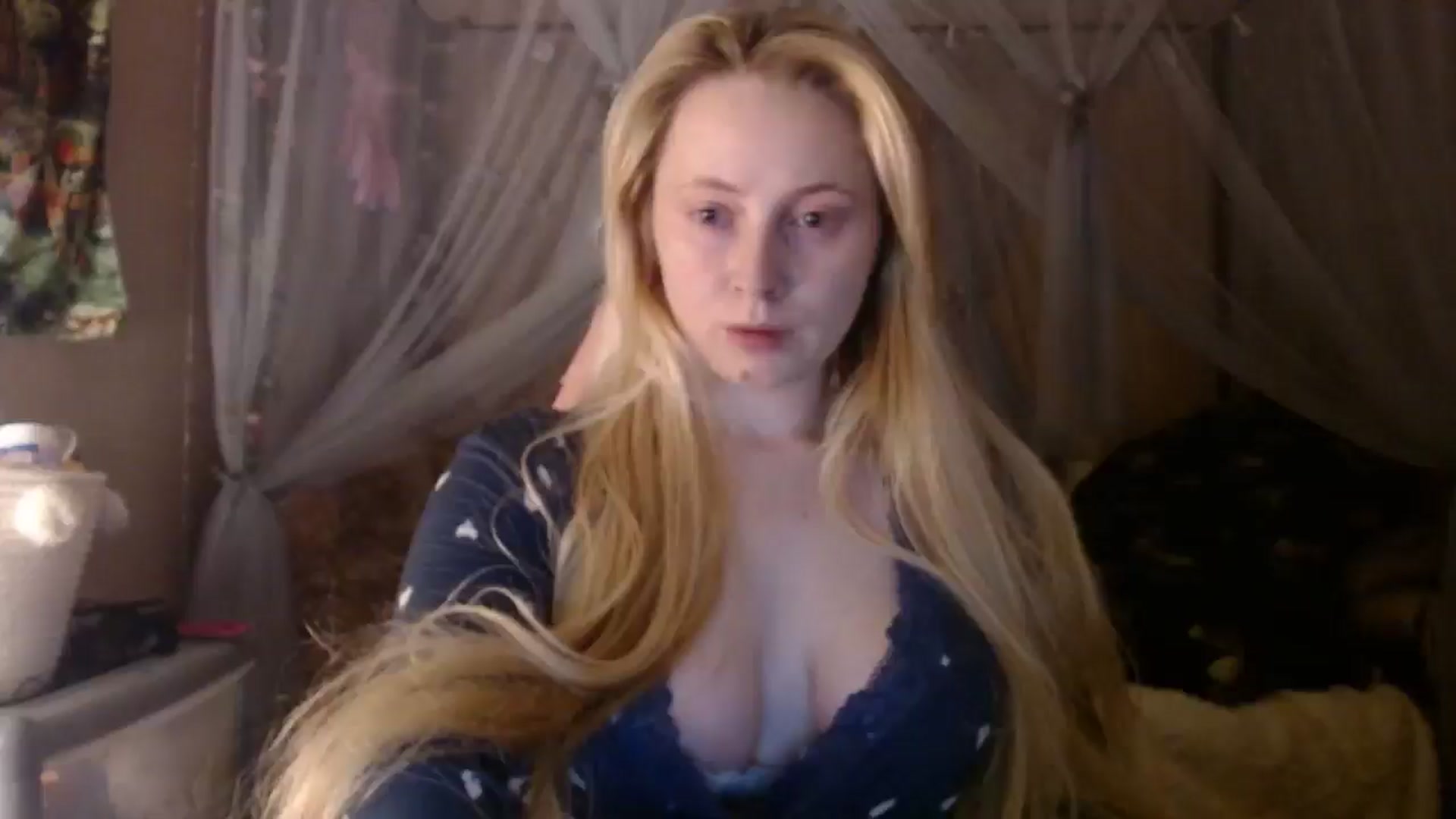 Gallery image thumbnail from EmilyAngel18's myfreecams stream on, 02/18/2025, 21:57 image 3 of 20