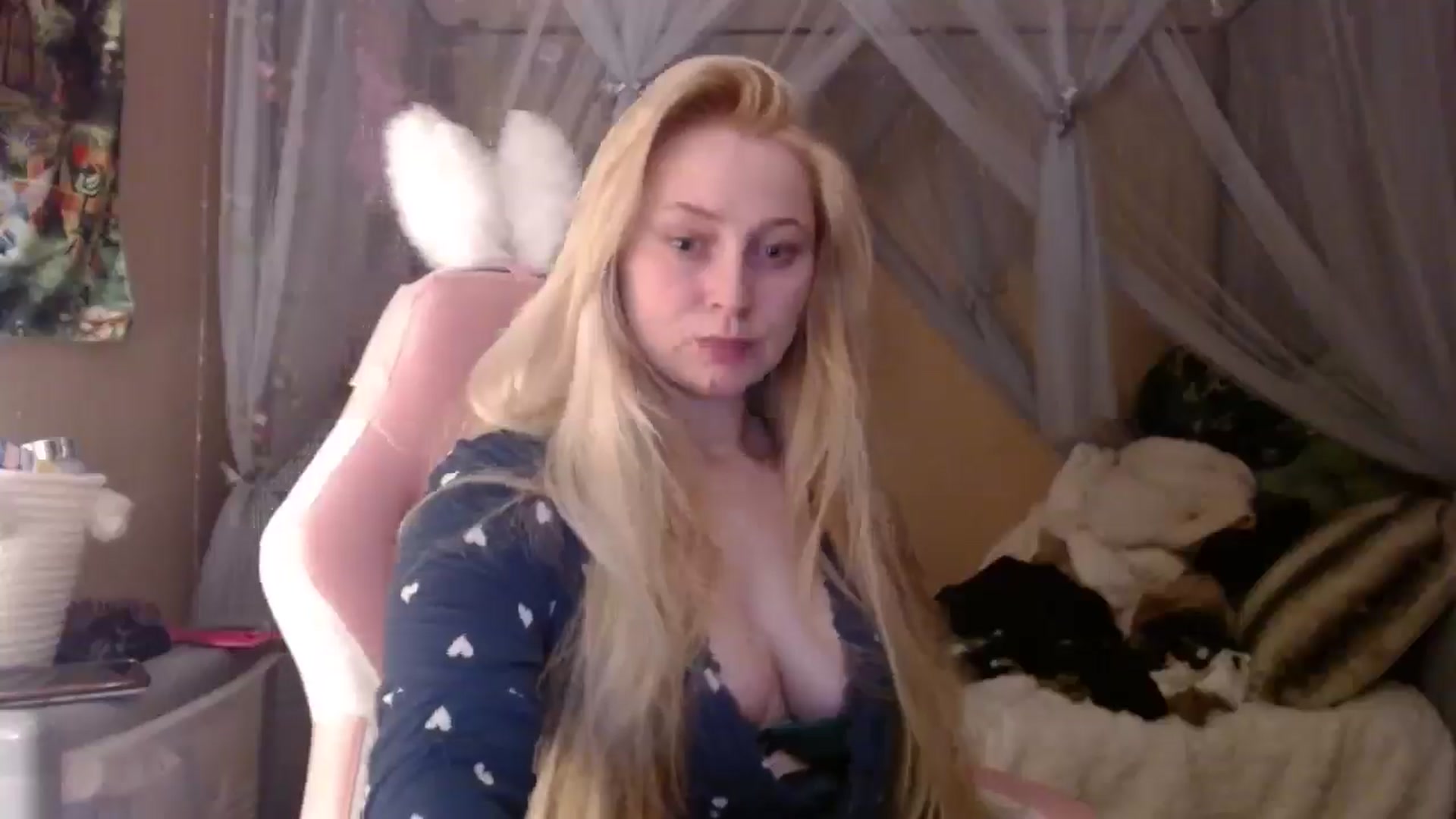 Gallery image thumbnail from EmilyAngel18's myfreecams stream on, 02/24/2025, 17:06 image 6 of 20