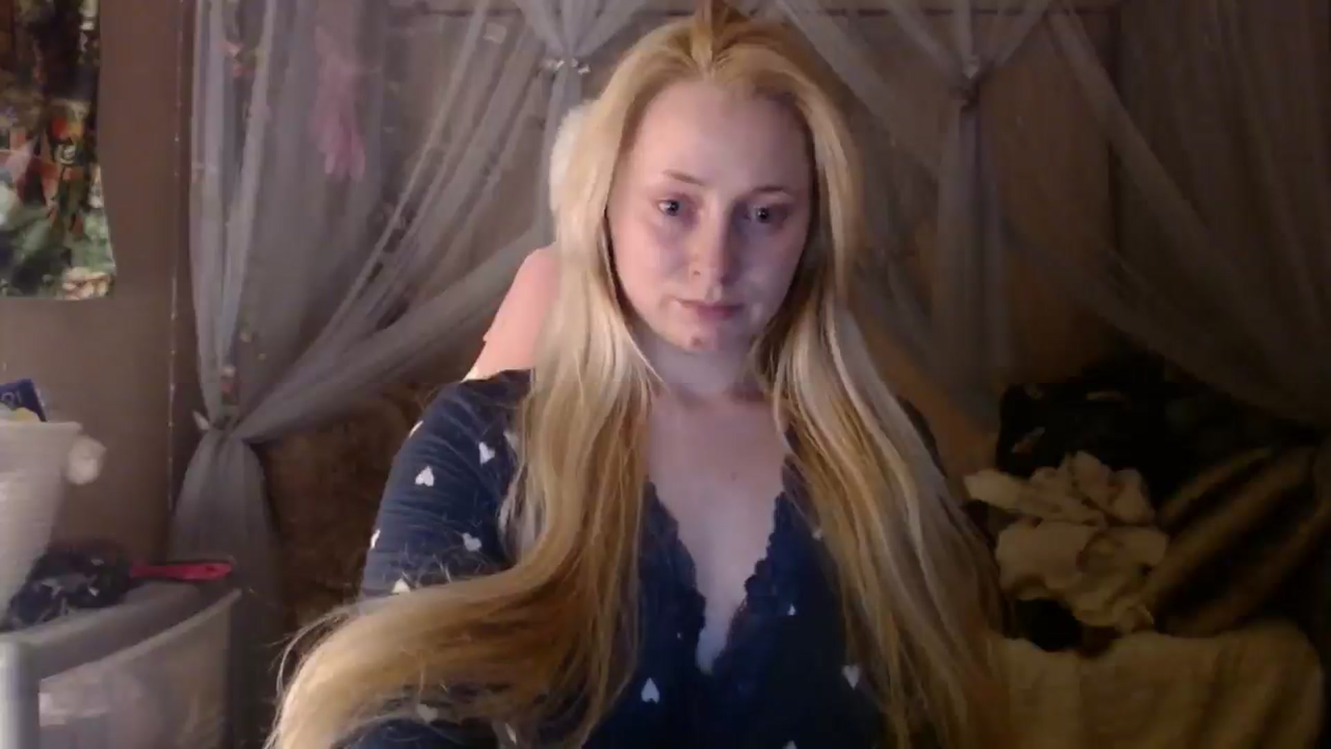 Gallery image thumbnail from EmilyAngel18's myfreecams stream on, 02/24/2025, 23:59 image 10 of 20