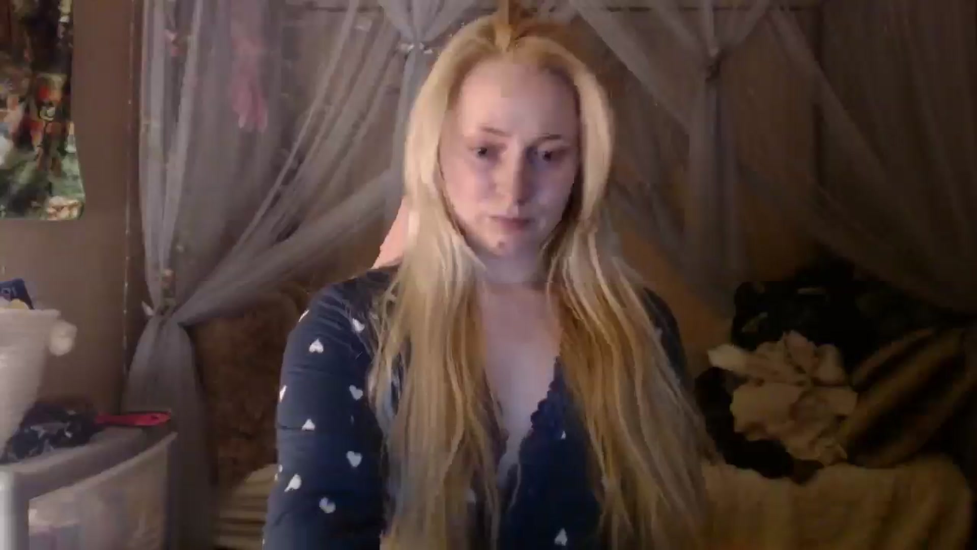 Gallery image thumbnail from EmilyAngel18's myfreecams stream on, 02/24/2025, 23:59 image 11 of 20