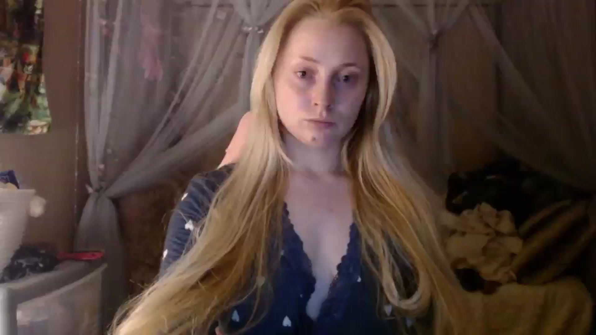 Gallery image thumbnail from EmilyAngel18's myfreecams stream on, 02/24/2025, 23:59 image 8 of 20