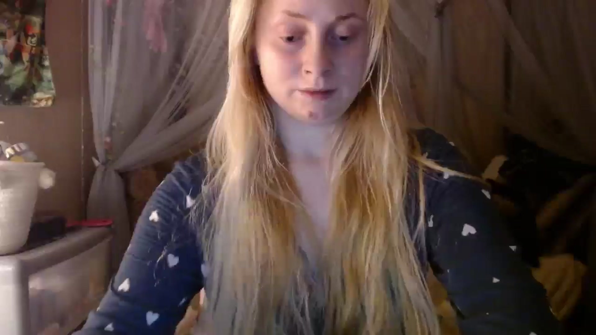 Gallery image thumbnail from EmilyAngel18's myfreecams stream on, 02/27/2025, 22:52 image 18 of 20