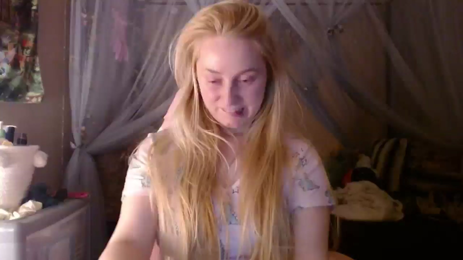 Gallery image thumbnail from EmilyAngel18's myfreecams stream on, 03/04/2025, 23:11 image 11 of 20