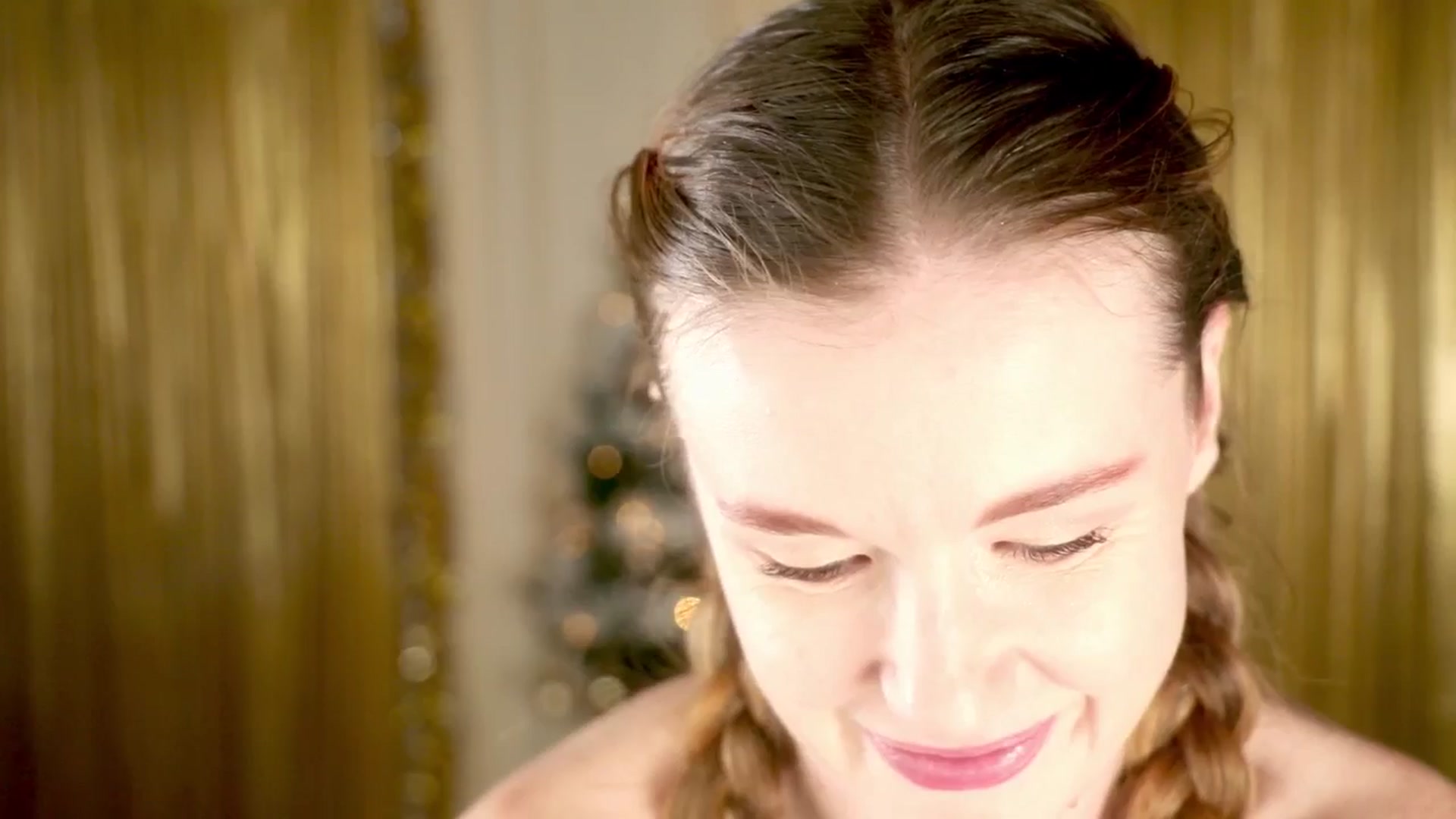 Gallery image thumbnail from EmilyBloom's myfreecams stream on, 12/28/2025, 01:34 image 17 of 20