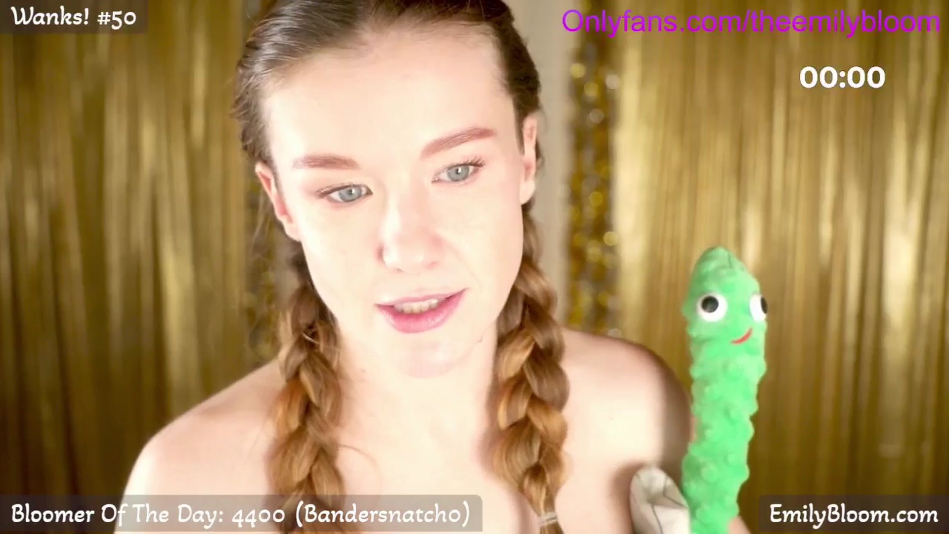 Gallery image thumbnail from EmilyBloom's myfreecams stream on, 12/29/2025, 24:03 image 16 of 20