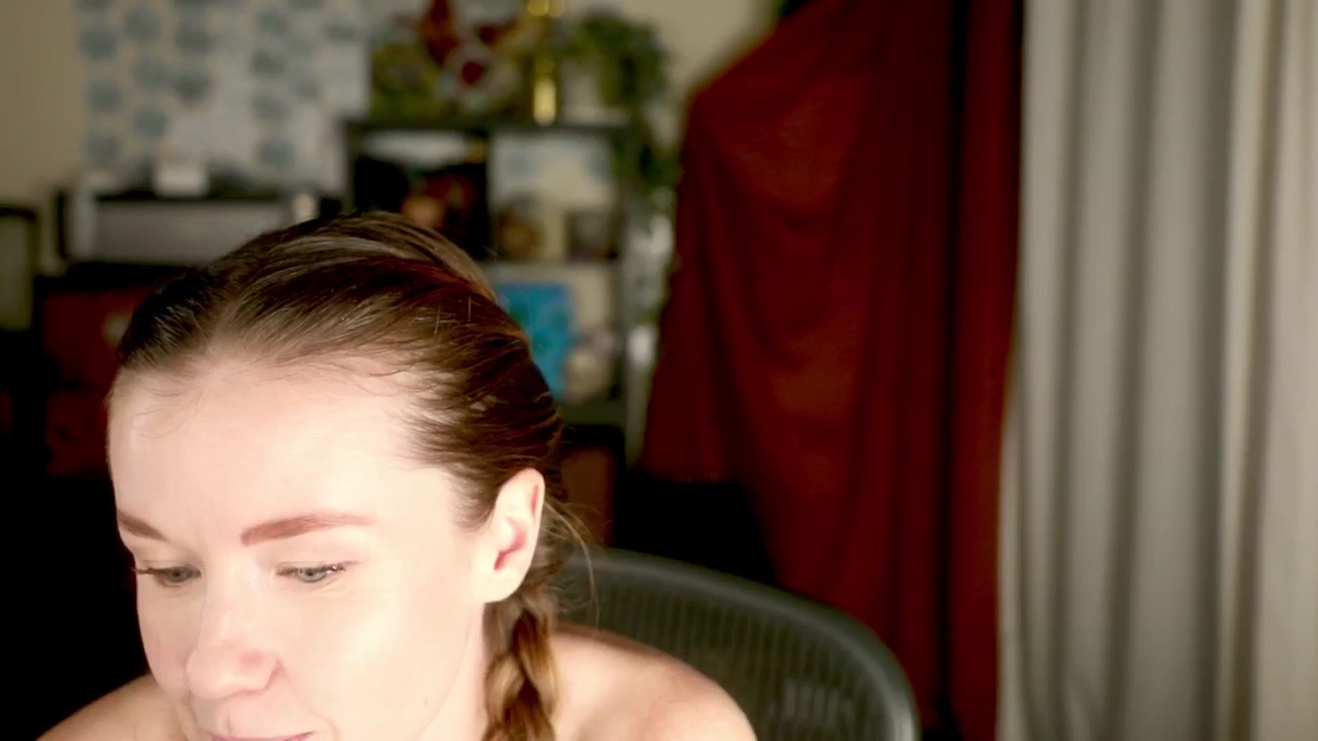 Gallery image thumbnail from EmilyBloom's myfreecams stream on, 01/08/2026, 01:39 image 15 of 20