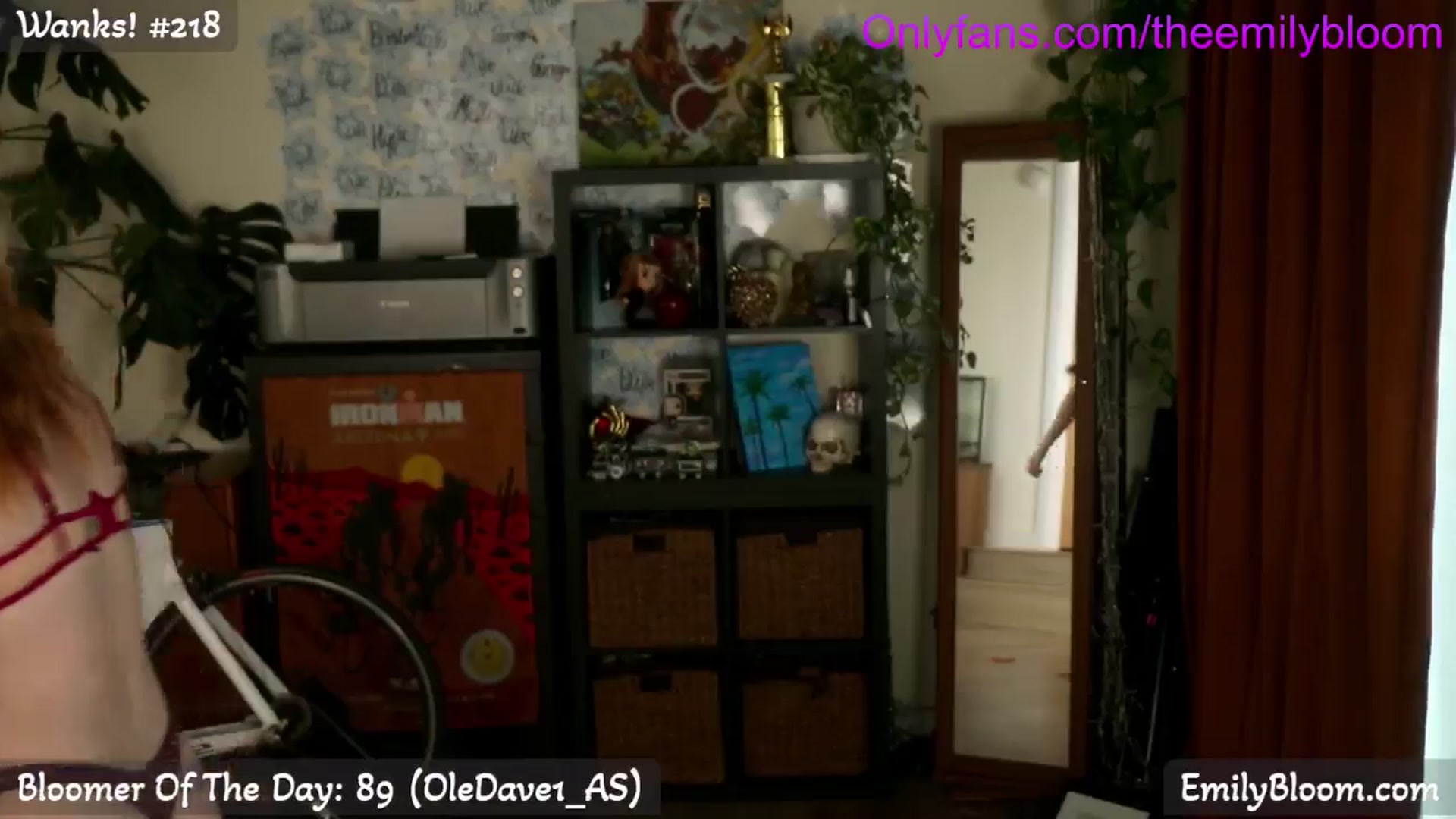 Gallery image thumbnail from EmilyBloom's myfreecams stream on, 01/18/2026, 24:01 image 7 of 20