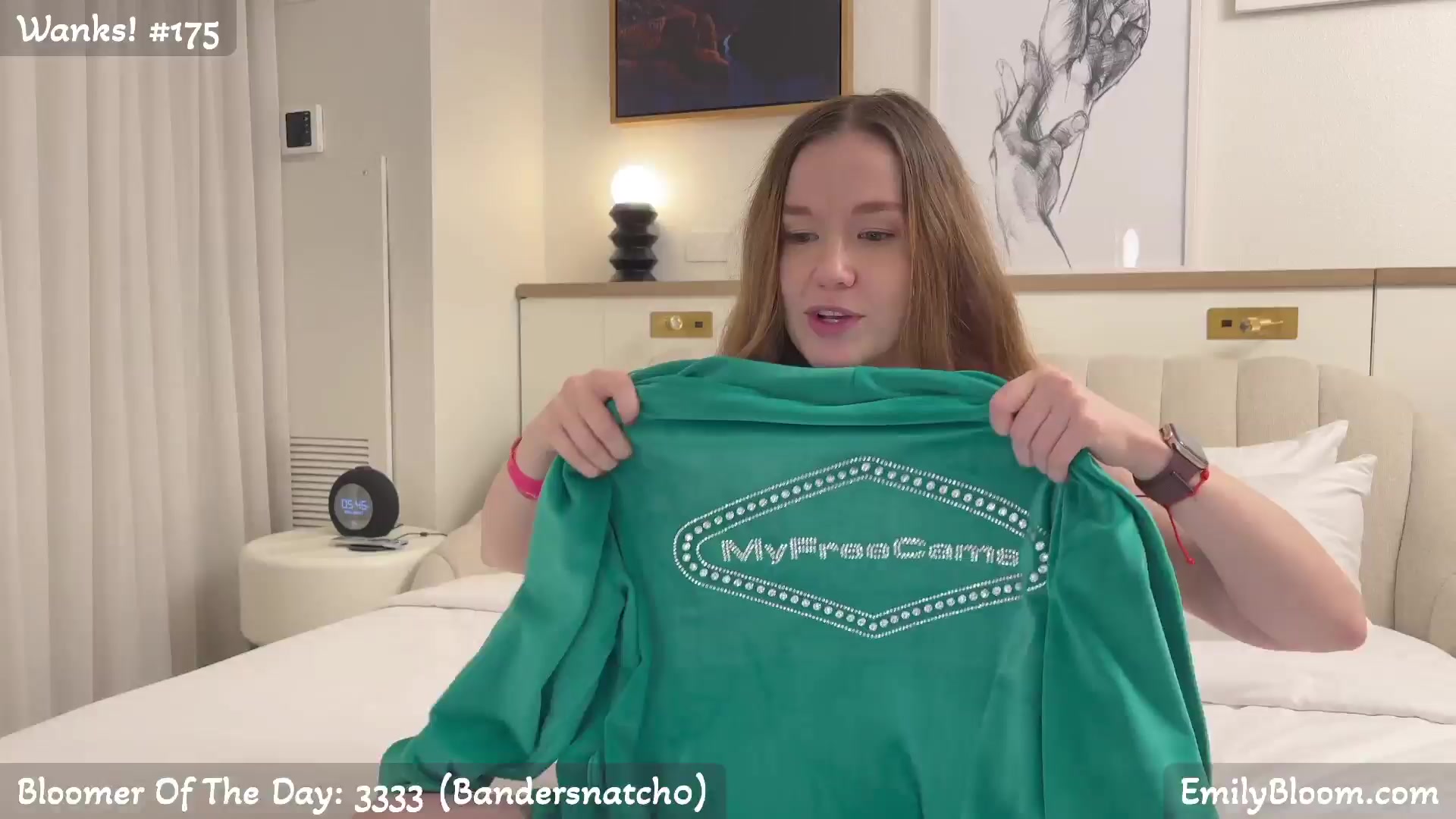 Gallery image thumbnail from EmilyBloom's myfreecams stream on, 01/22/2026, 02:42 image 6 of 20