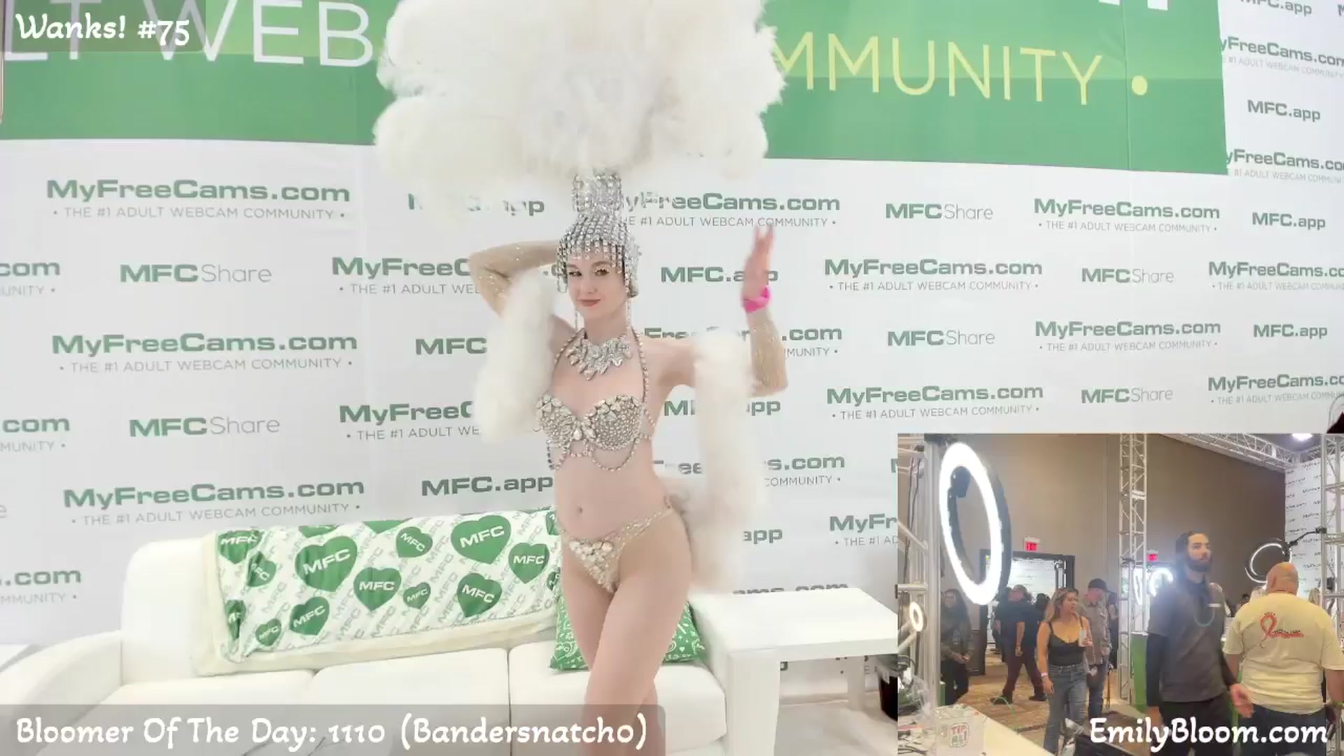 Gallery image thumbnail from EmilyBloom's myfreecams stream on, 01/24/2026, 24:10 image 14 of 20