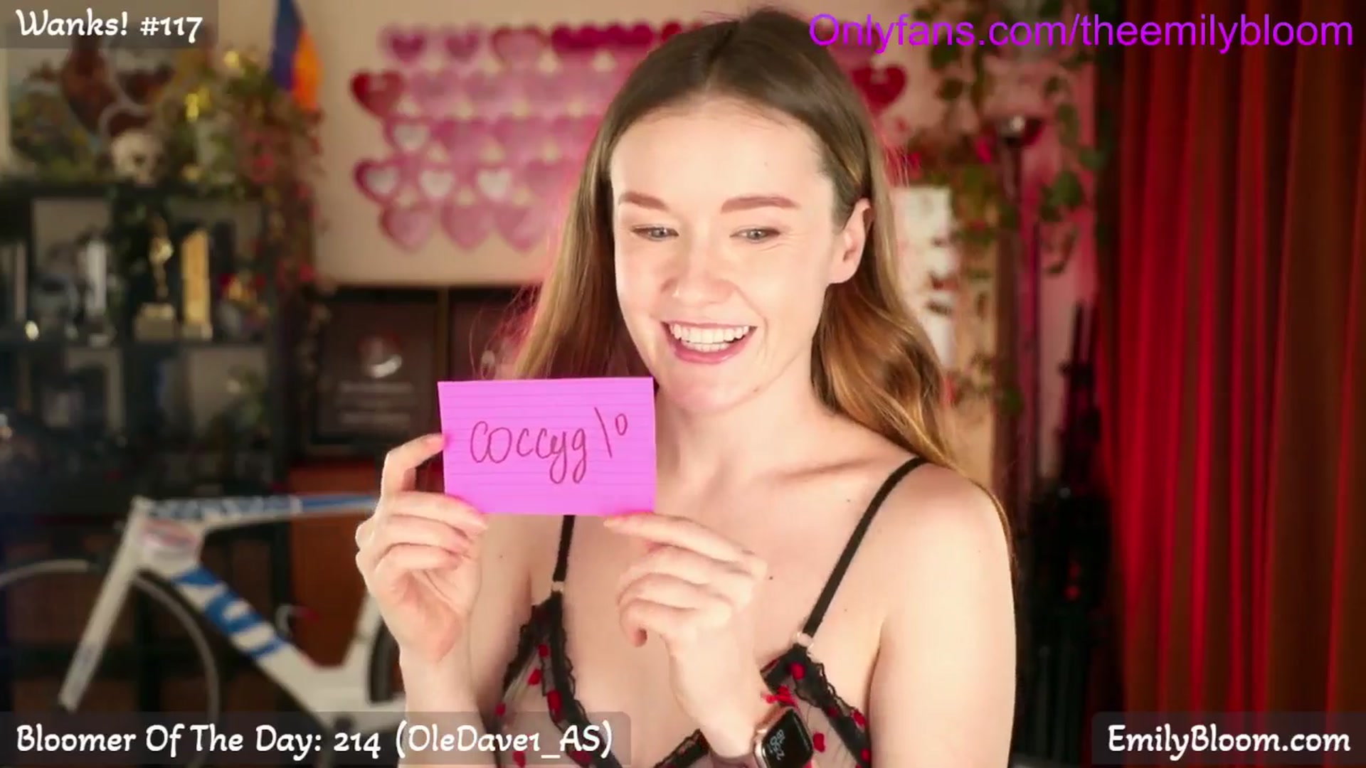 Gallery image thumbnail from EmilyBloom's myfreecams stream on, 02/19/2026, 24:36 image 6 of 20