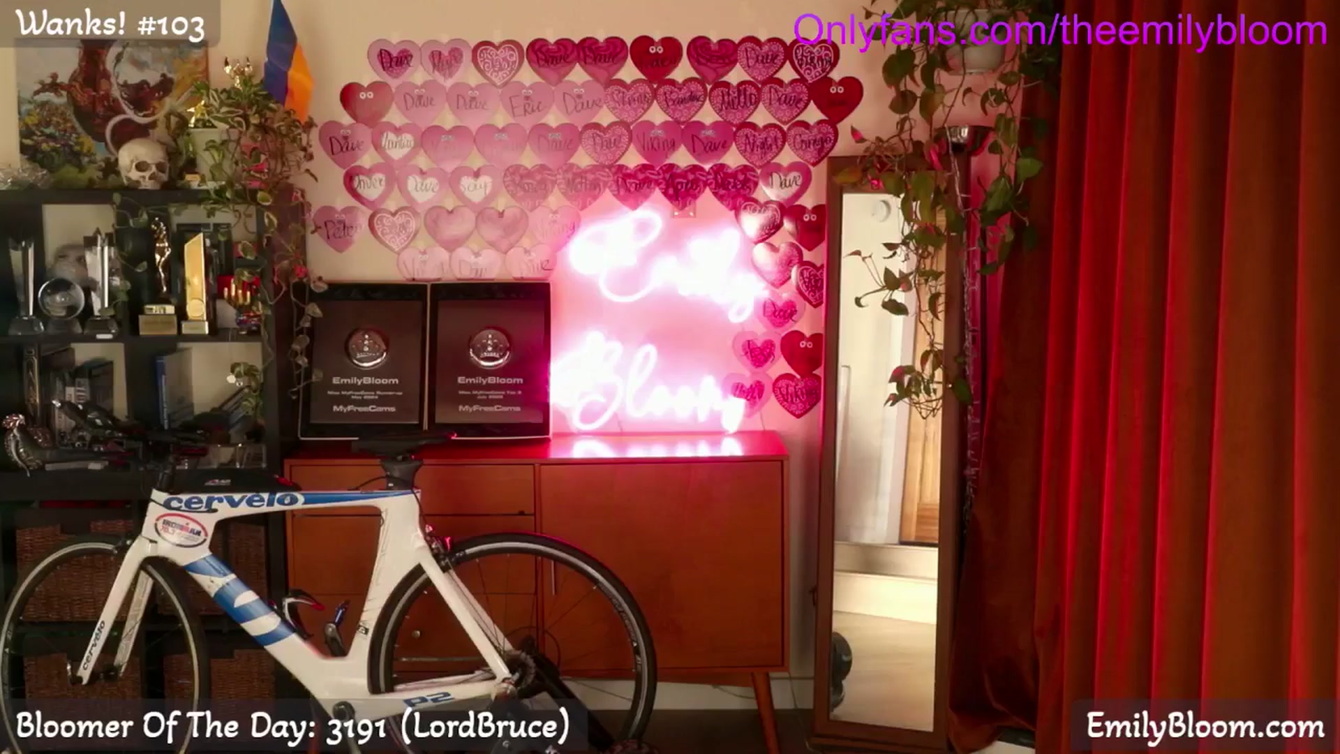 Gallery image thumbnail from EmilyBloom's myfreecams stream on, 02/21/2026, 24:26 image 7 of 20