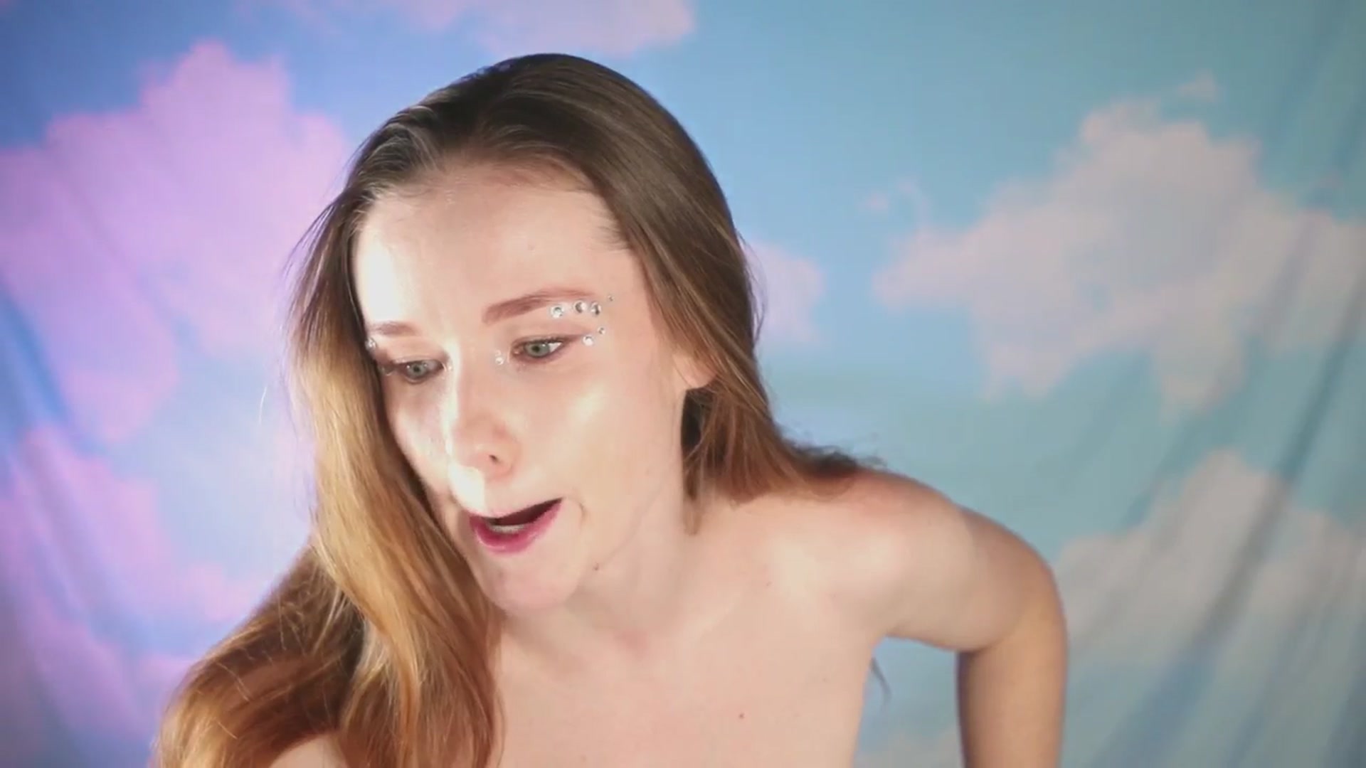 Gallery image thumbnail from EmilyBloom's myfreecams stream on, 03/01/2026, 01:49 image 12 of 20