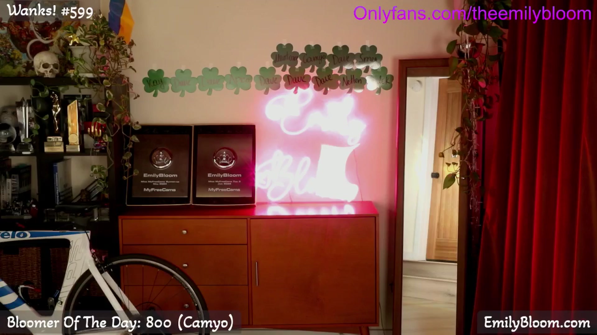 Gallery image thumbnail from EmilyBloom's myfreecams stream on, 03/04/2026, 22:59 image 7 of 20