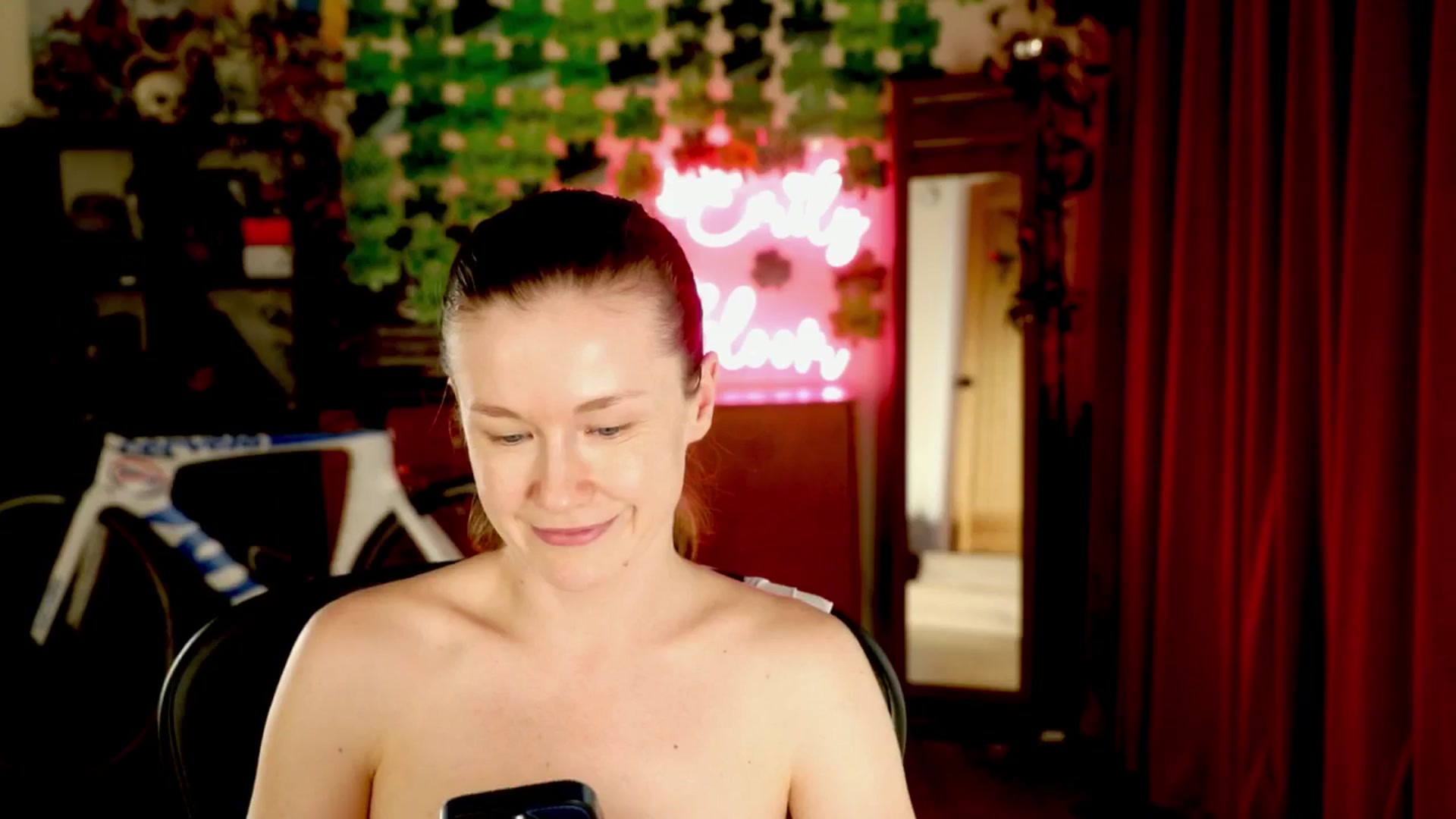 Gallery image thumbnail from EmilyBloom's myfreecams stream on, 03/27/2026, 24:39 image 15 of 20