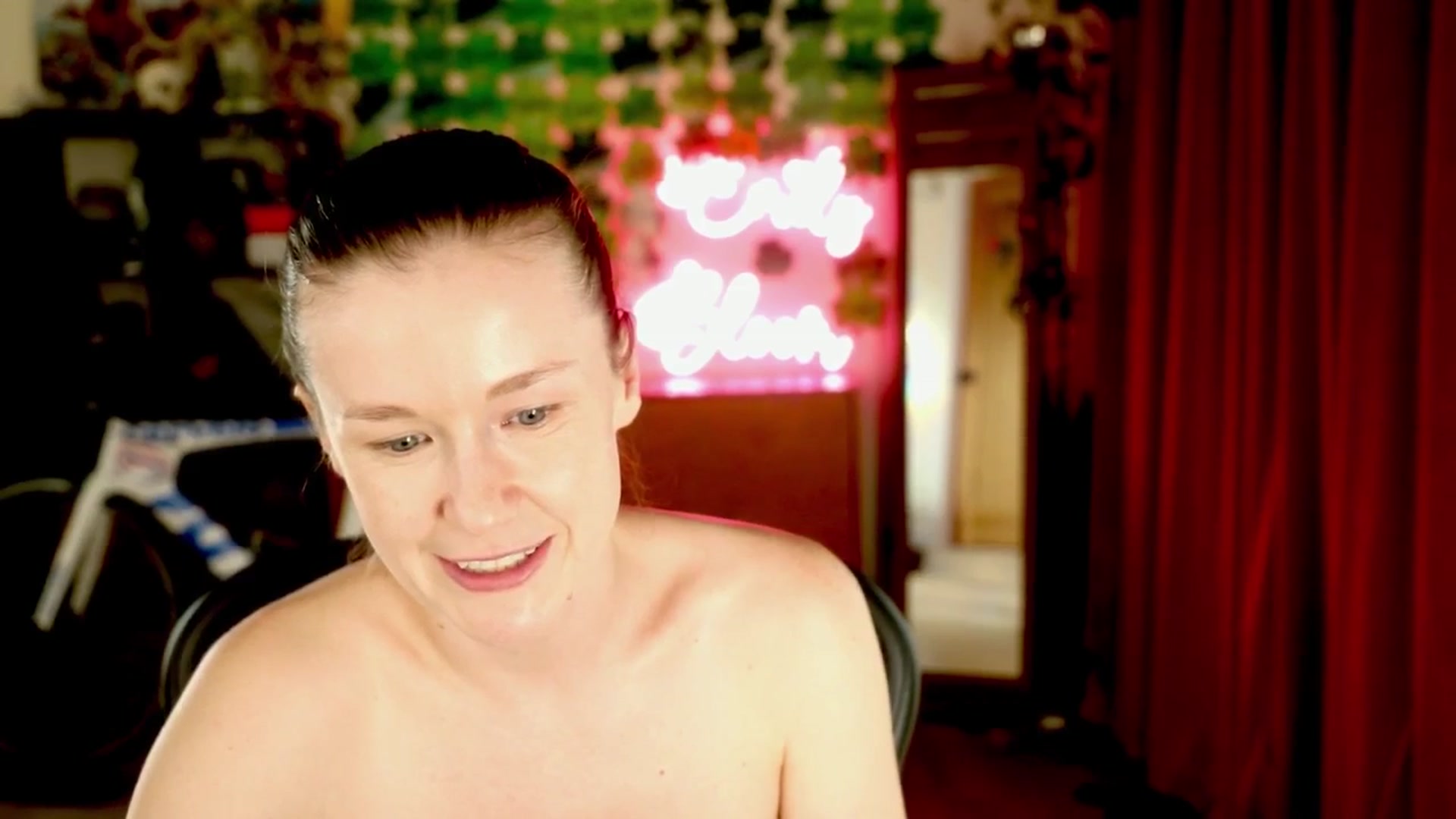 Gallery image thumbnail from EmilyBloom's myfreecams stream on, 03/27/2026, 24:39 image 5 of 20